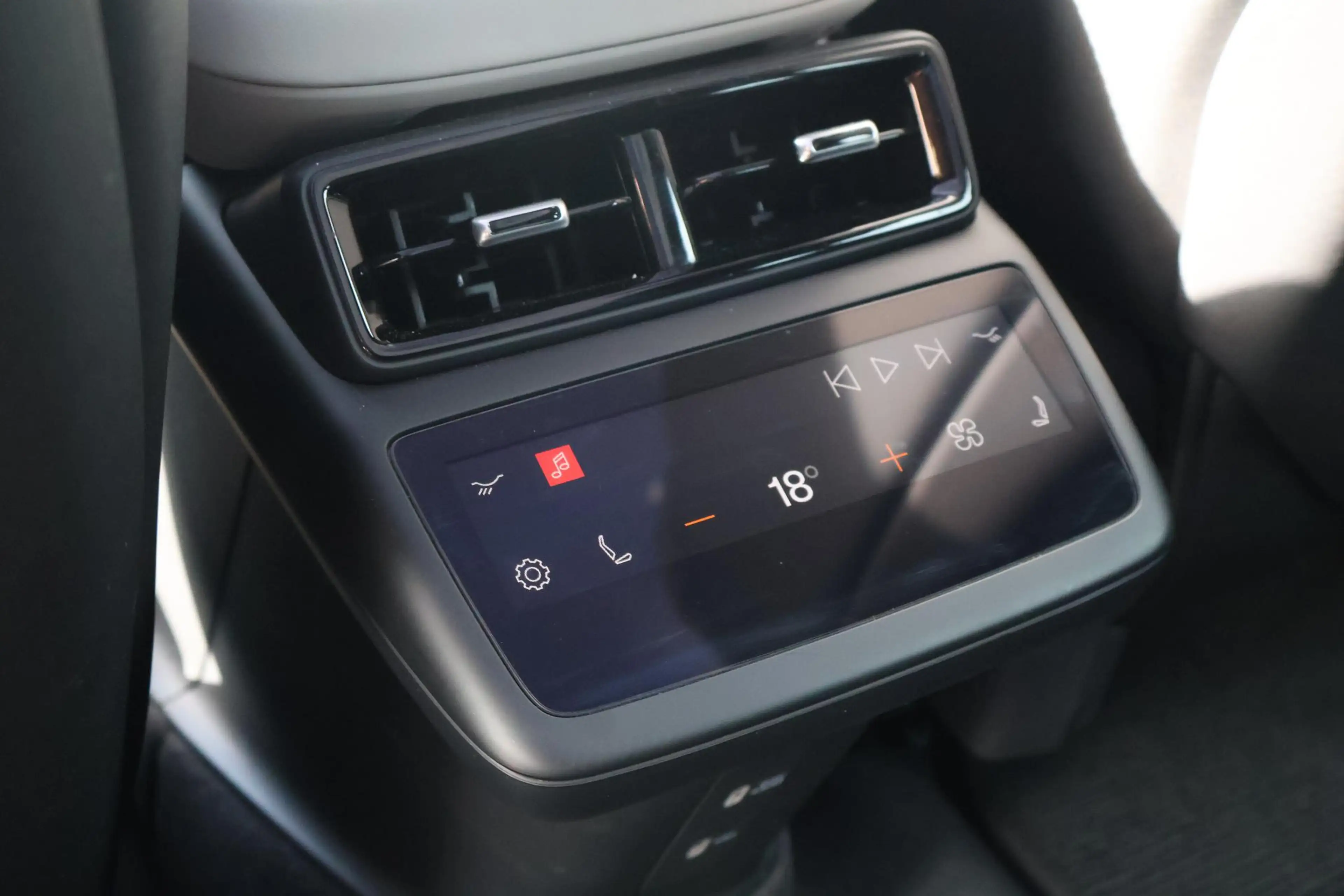 Polestar 4 Long Range Dual motor 100 kWh | 22kW lader | Warmt — photo 9