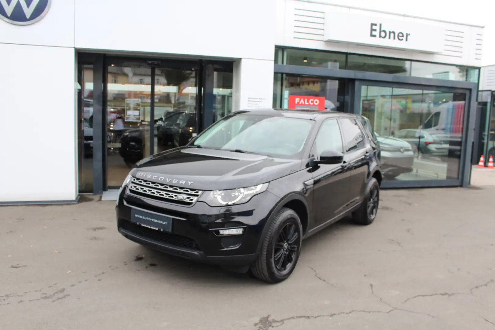 Land Rover Discovery Sport 2,0 TD4 4WD Pure Schwarz - 1
