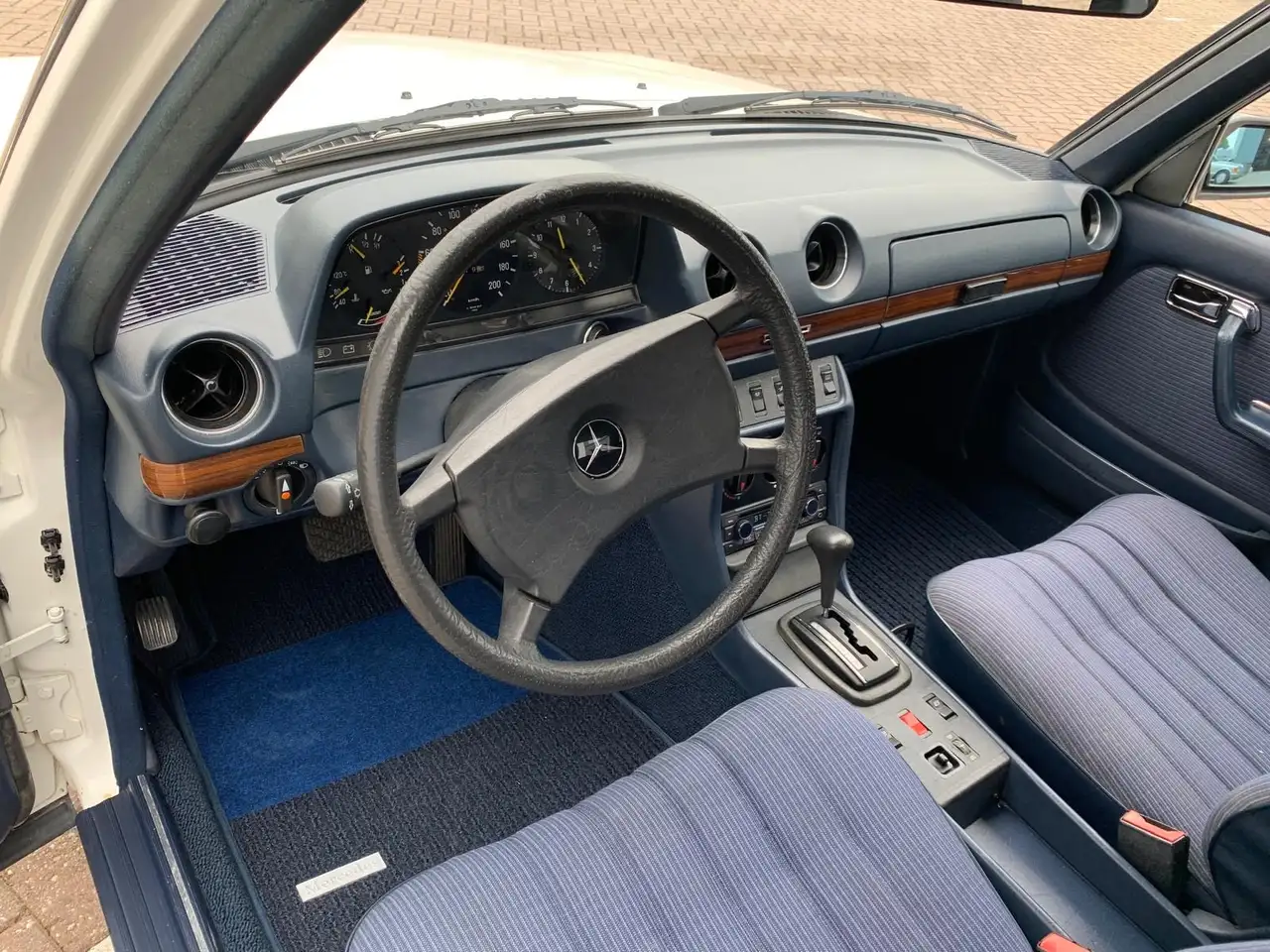 Mercedes-Benz 230 E Automaat | Belastingvrij |, foto 11