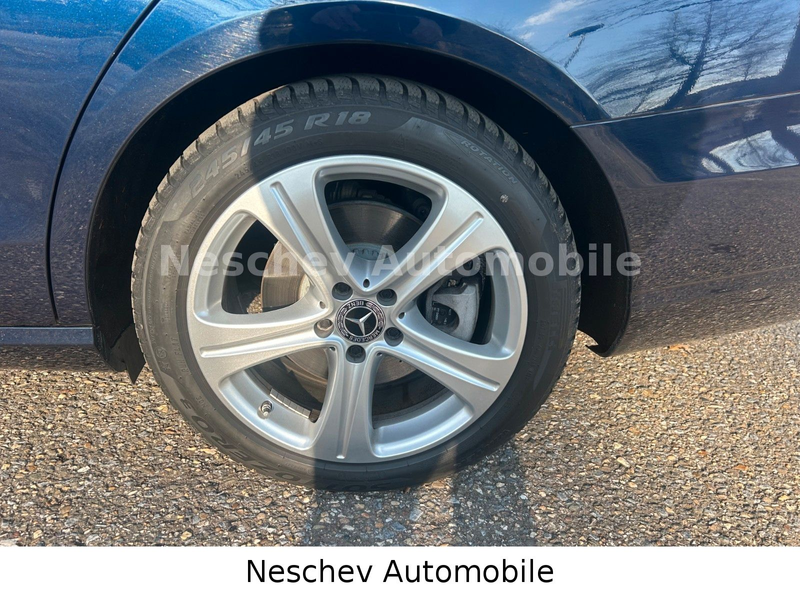 Mercedes-Benz E 400 d 4MATIC T Aut Avantgarde Distr/EGSD/1.Hd. — photo 9
