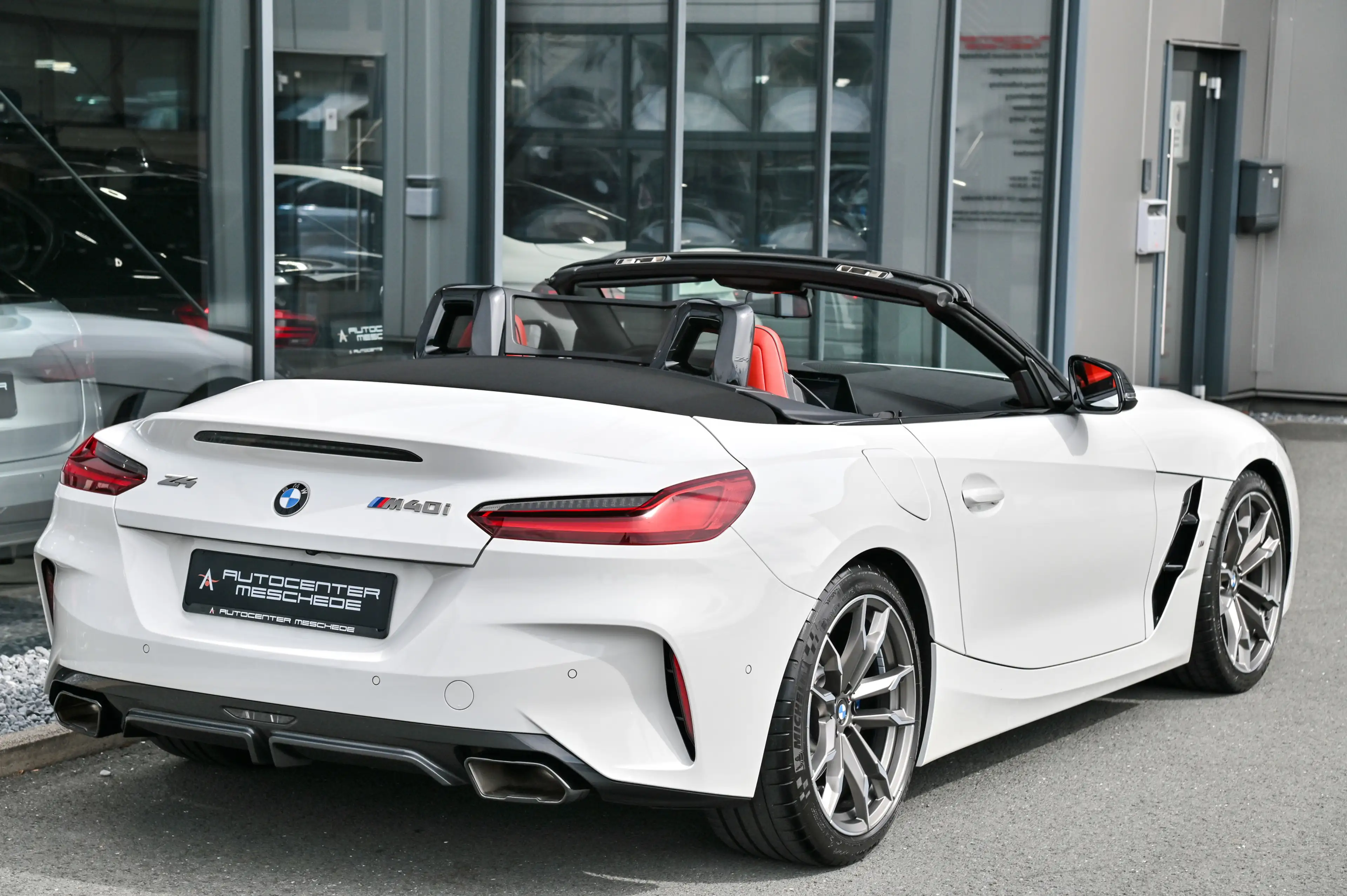 BMW Z4 M Live Cockpit Prof.* HUD* Kamera* 19 Zoll — photo 4