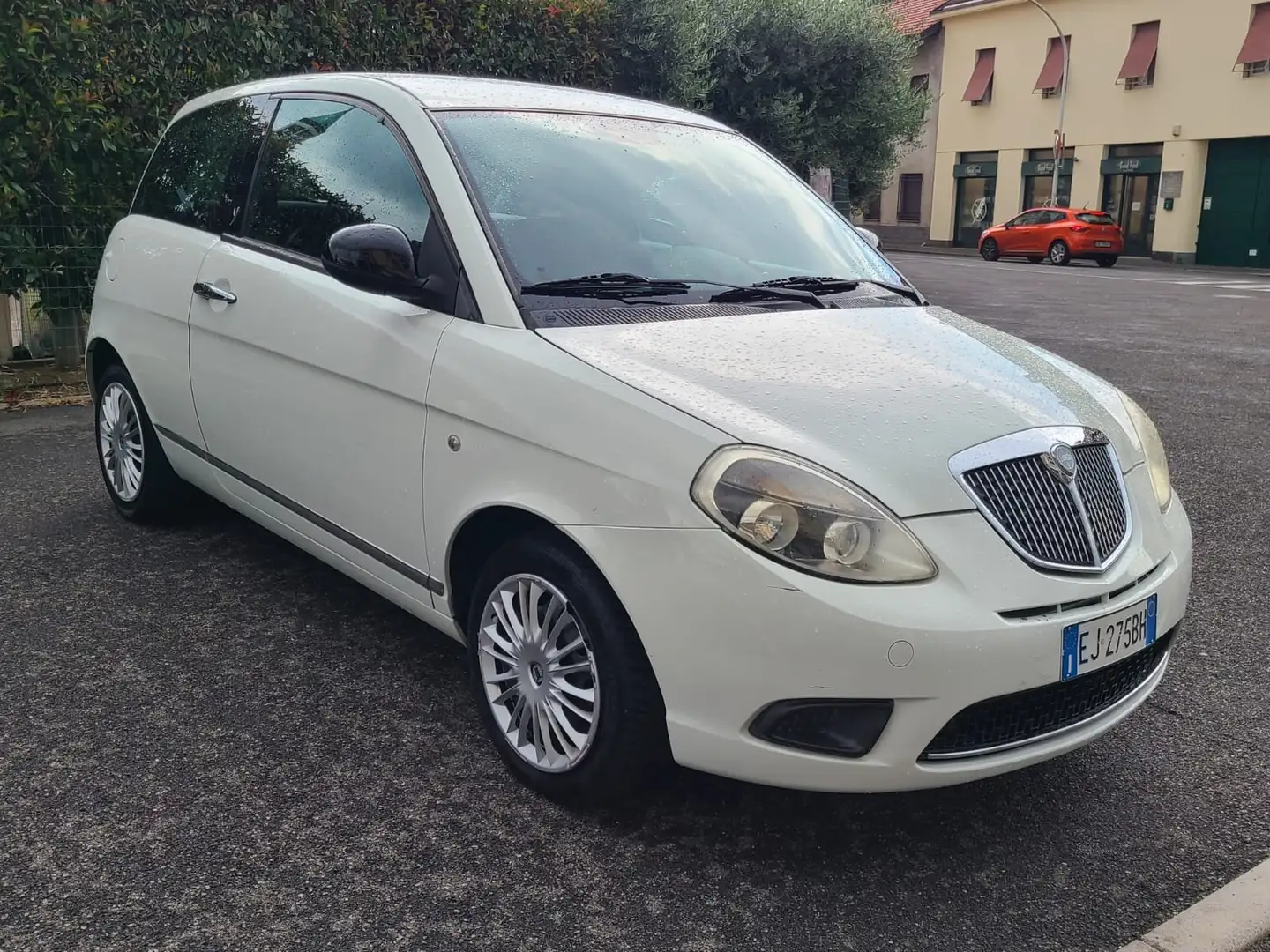 Lancia Ypsilon 329555603302*1.2*8v*Platinum*69cv*NEOPATENTATI Blanco - 1