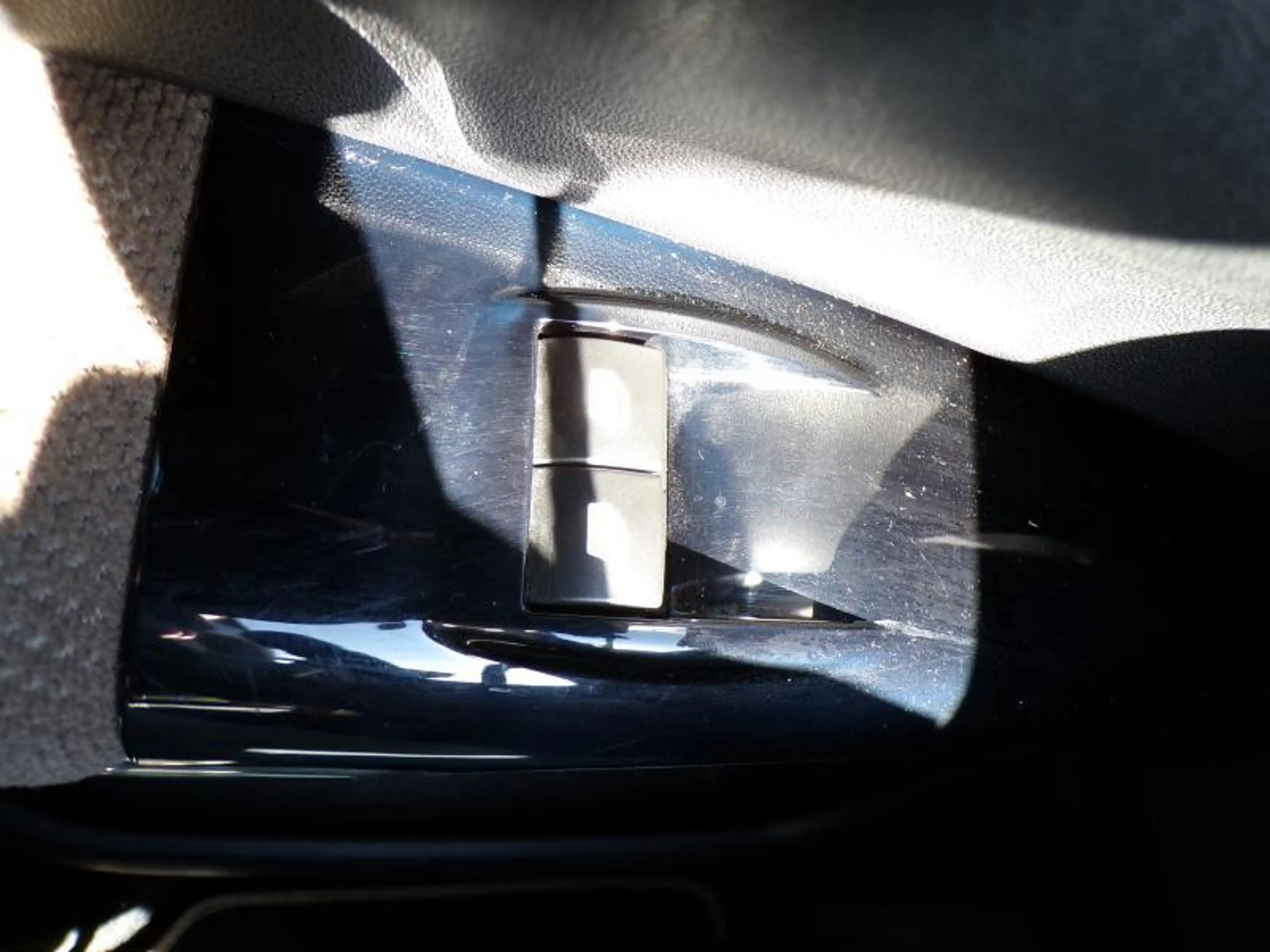 Citroen C4 Cactus 1.2 82cv Brun 06/15 Airco GPS Bluetooth USB Cruise — photo 14