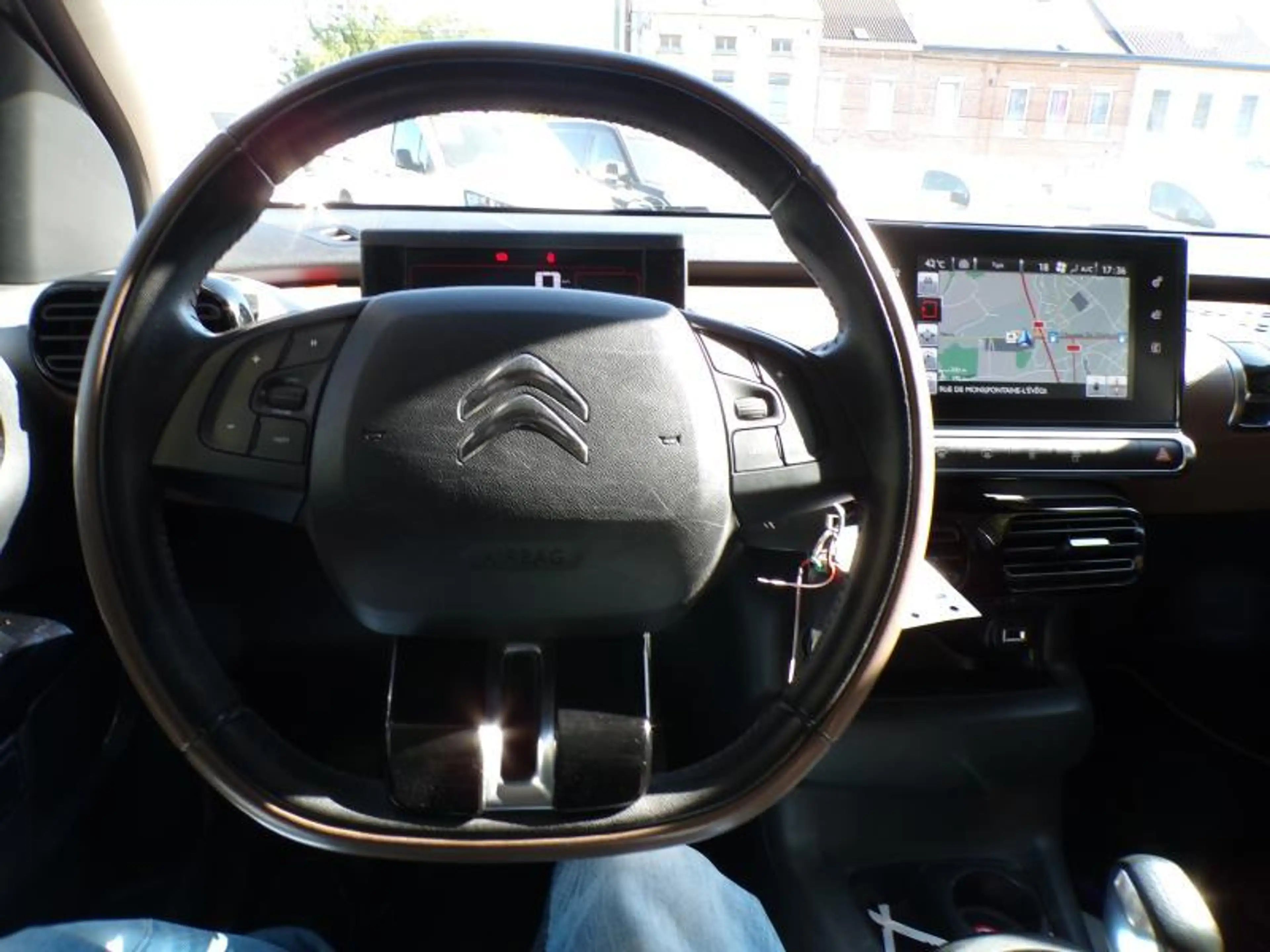 Citroen C4 Cactus 1.2 82cv Brun 06/15 Airco GPS Bluetooth USB Cruise — photo 8