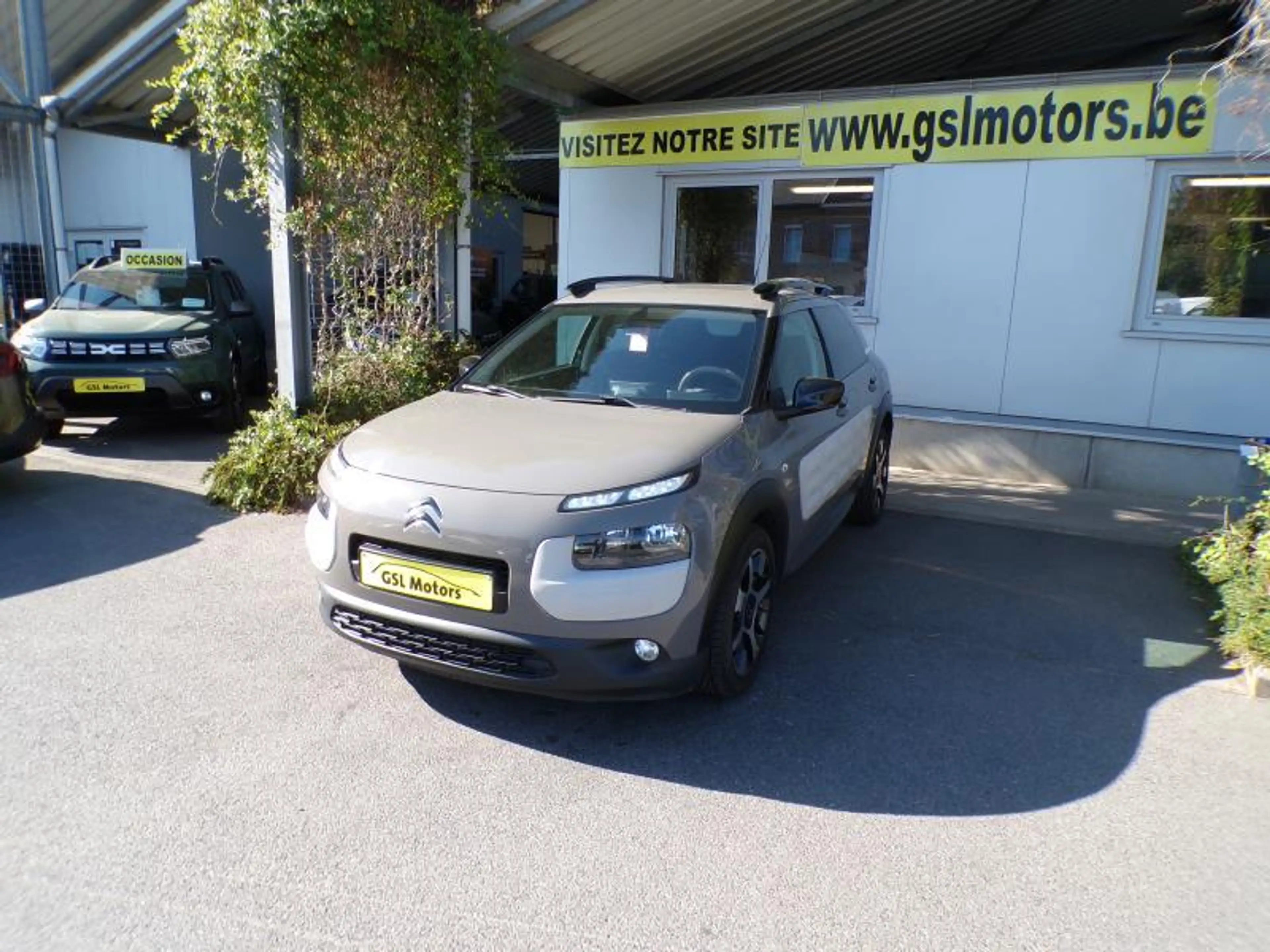 Citroen C4 Cactus 1.2 82cv Brun 06/15 Airco GPS Bluetooth USB Cruise