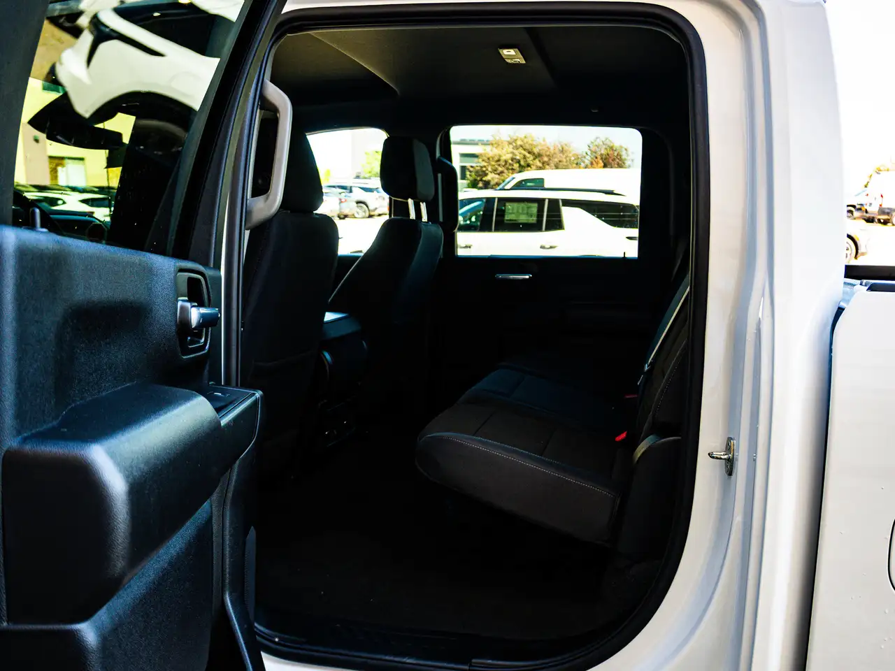 Chevrolet Silverado 2500 photo Chevrolet Silverado 2500