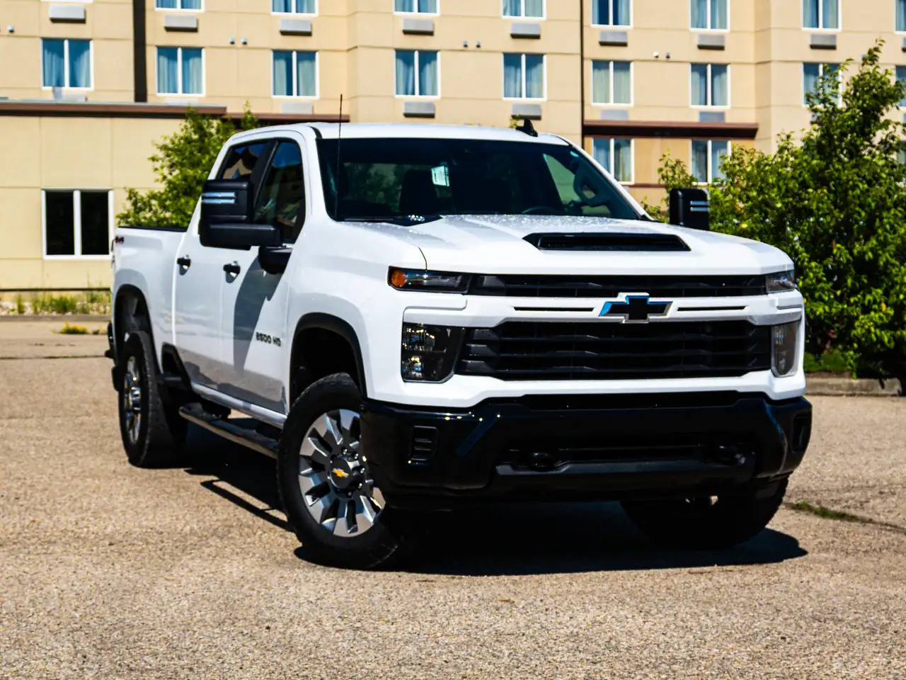 Chevrolet Silverado 2500 photo Chevrolet Silverado 2500