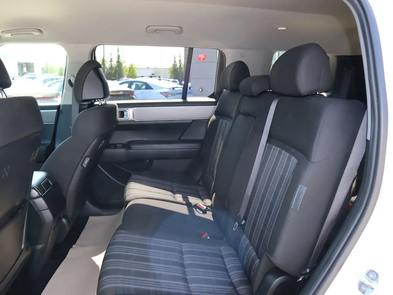 Hyundai SANTA FE photo Hyundai SANTA FE