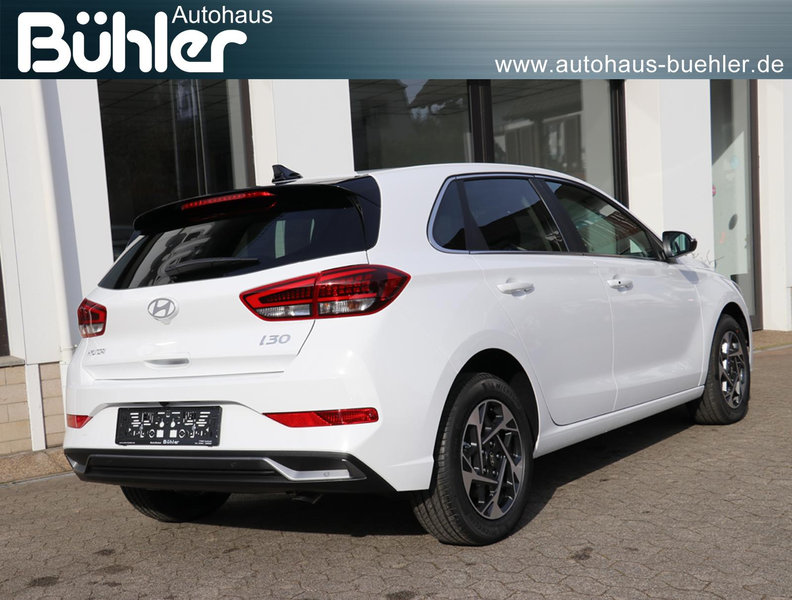 Hyundai i30 Trend 1.6 T-GDI DCT-Aut. LED, Navi, Sitzheizung... — photo 9