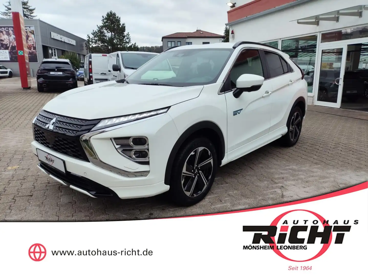 Mitsubishi Eclipse Cross Select 4WD Plug-In Hybrid 360° ACC Weiß - 1