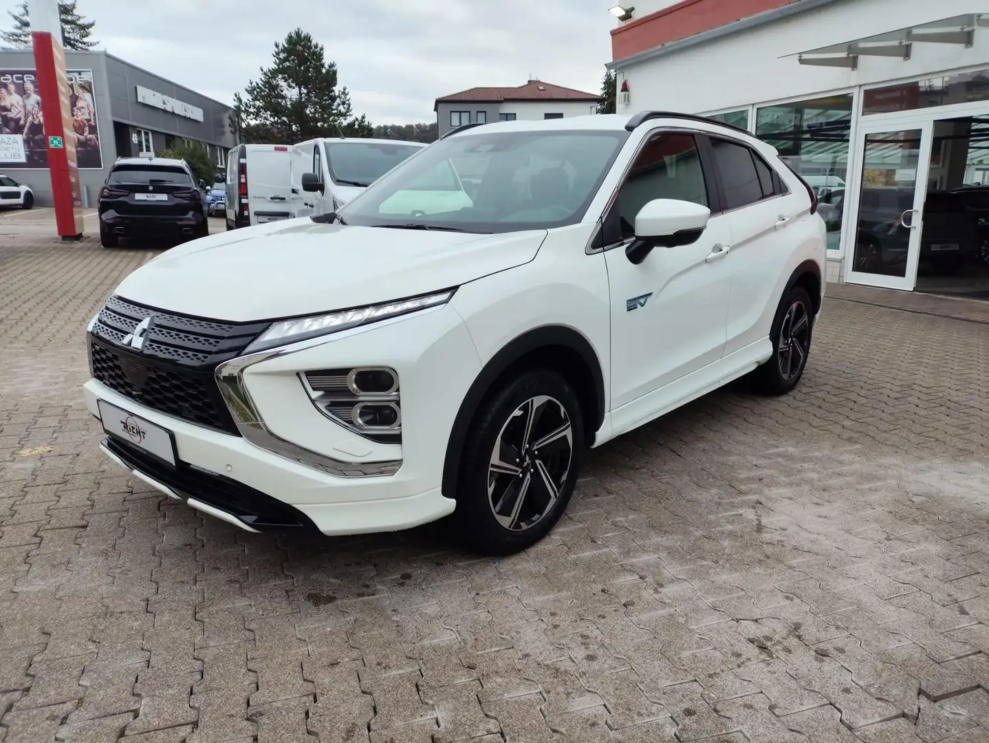 Mitsubishi Eclipse Cross Select 4WD Plug-In Hybrid 360° ACC Weiß - 2