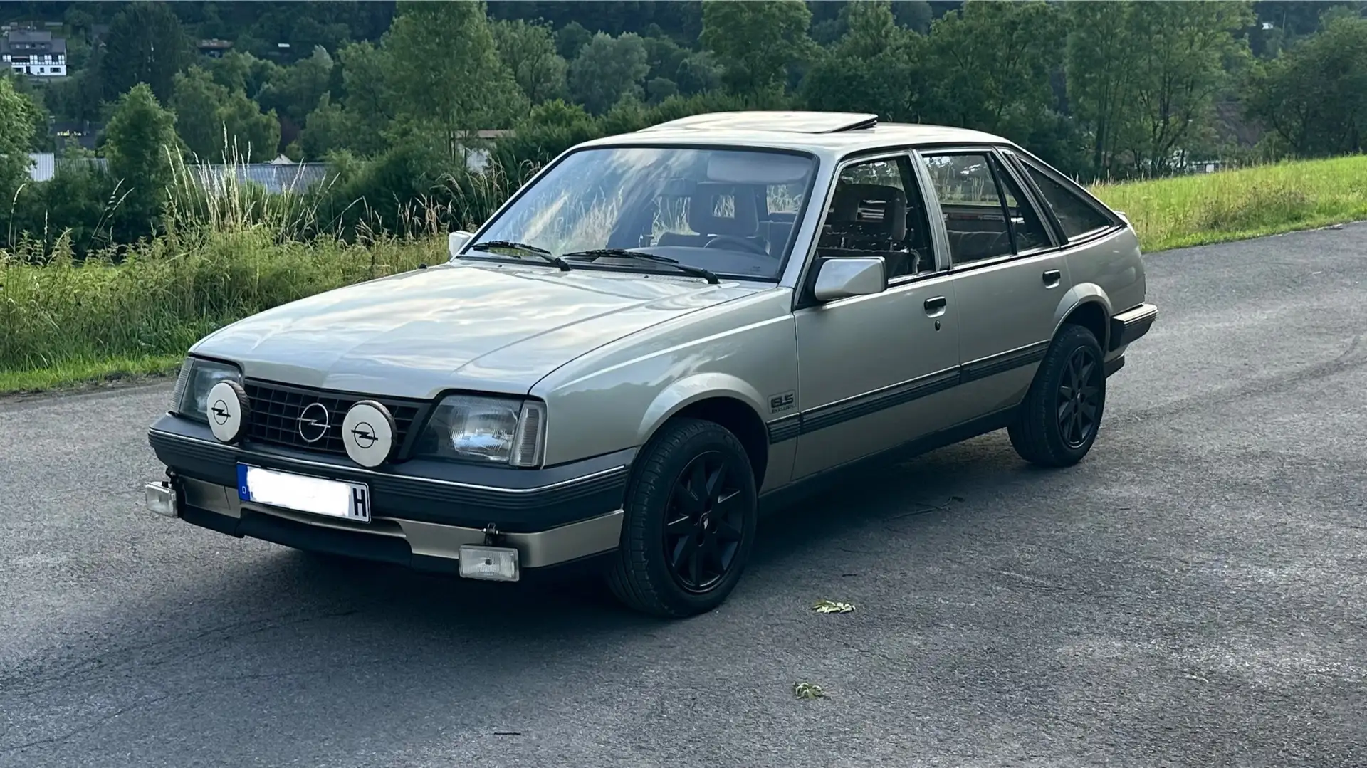 Opel Ascona C CC 2.0i GLS Exklusiv (GLS) - 1