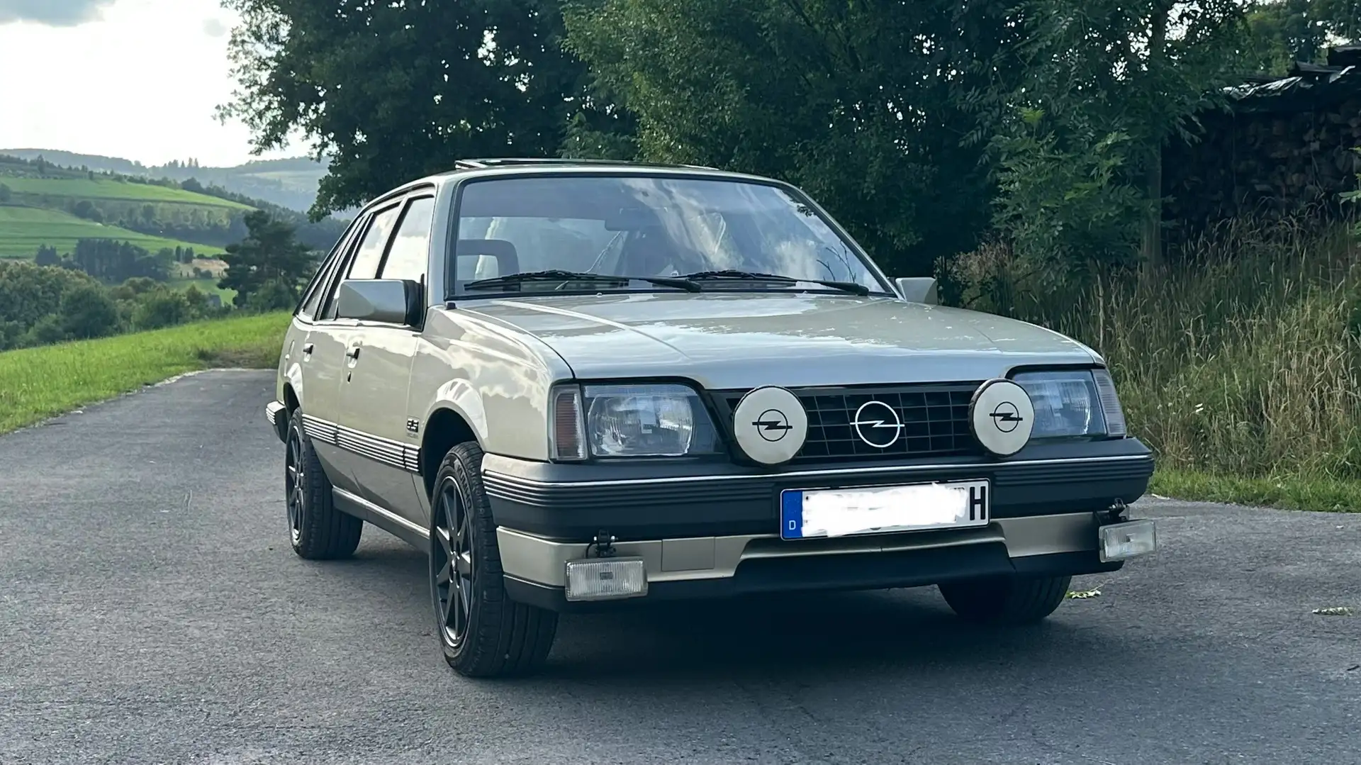 Opel Ascona C CC 2.0i GLS Exklusiv (GLS) - 2