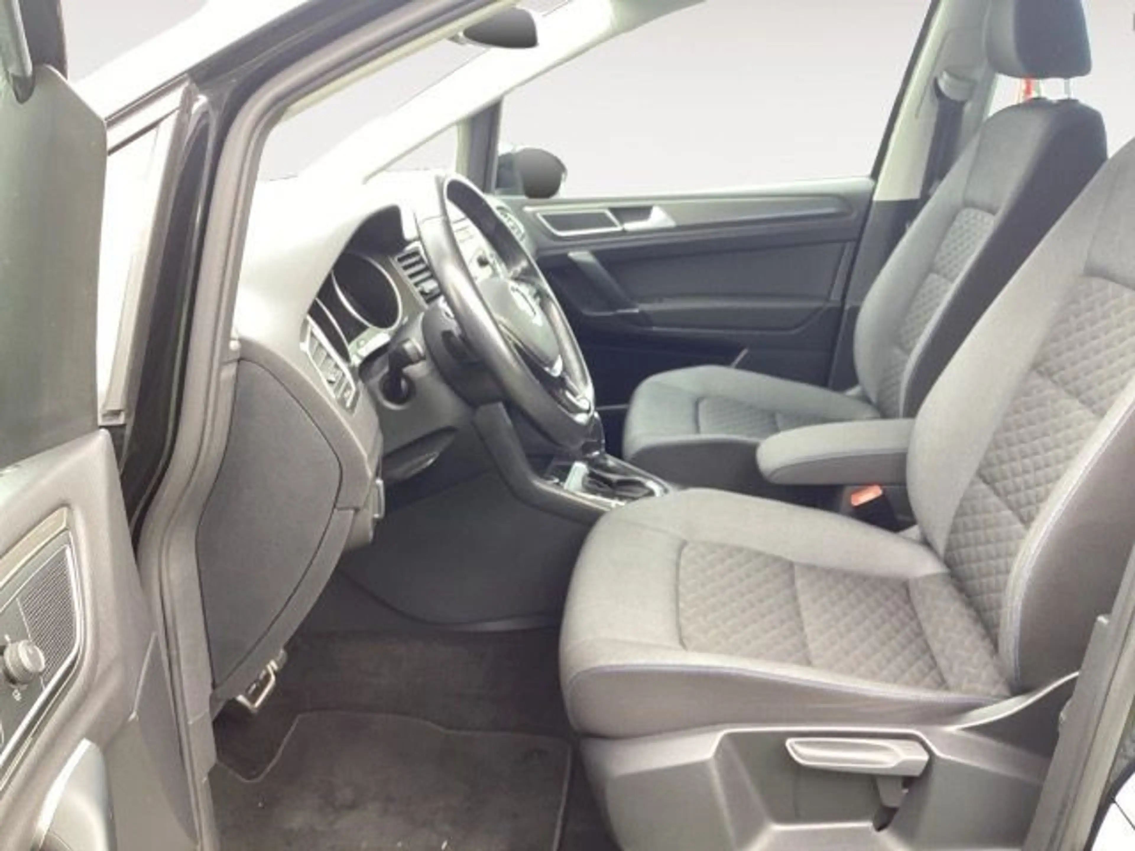 Volkswagen Golf Sportsvan 1.5 TSI DSG Join — photo 9