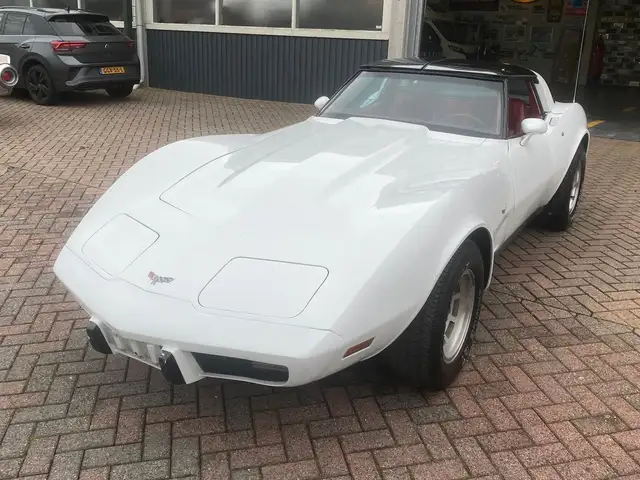 Corvette C3 sehr schöne C3 wenig Meilen und 2 Vorbesitzer