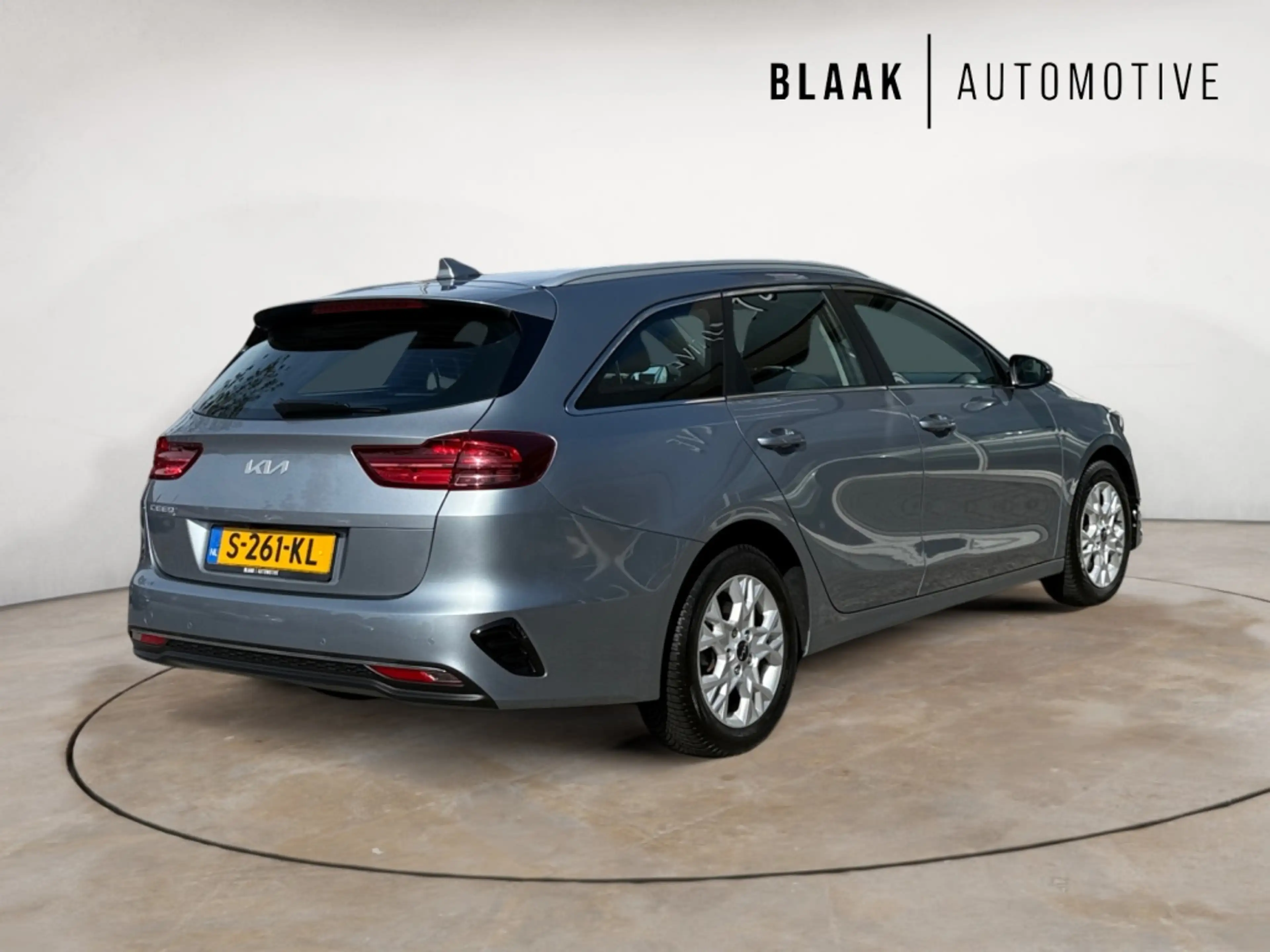 Kia Ceed SW / cee'd SW Sportswagon 1.0 T-GDi MHEV Dynamic Line — photo 12