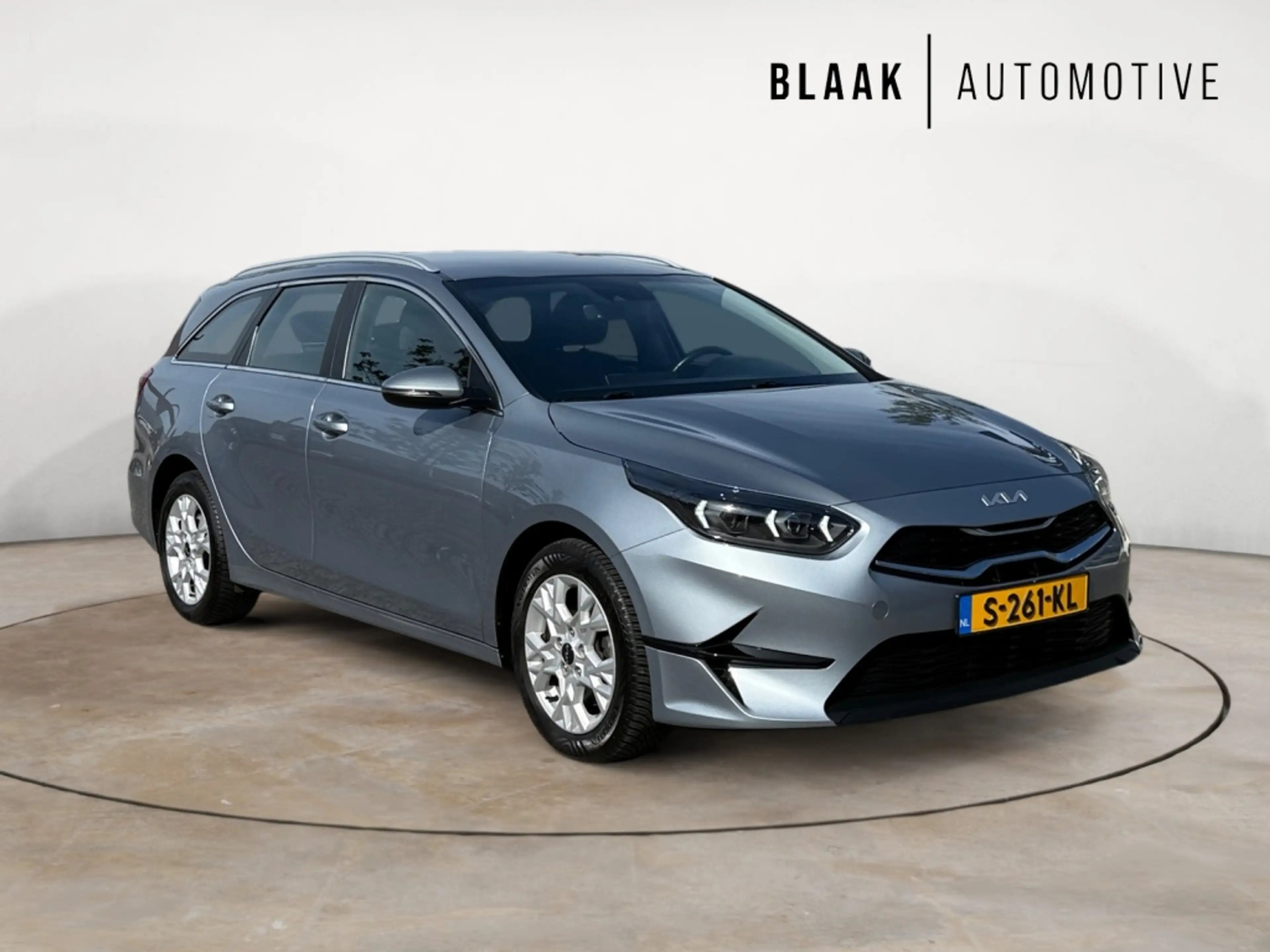 Kia Ceed SW / cee'd SW Sportswagon 1.0 T-GDi MHEV Dynamic Line — photo 16
