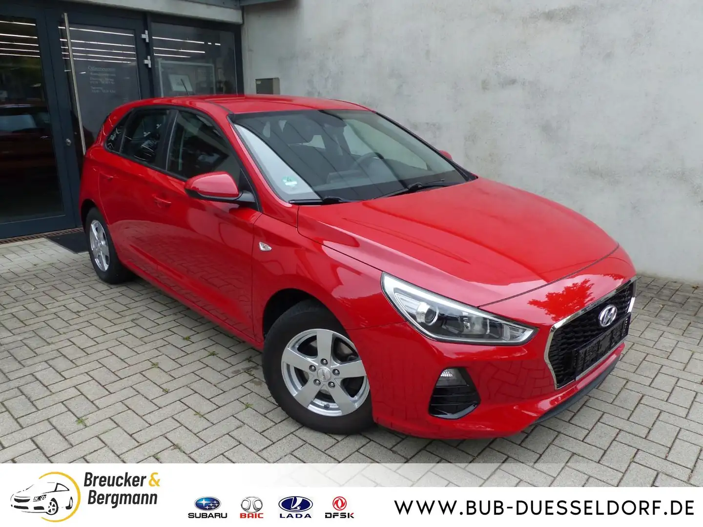Hyundai i30 1,4 Pure 1 Hand Top Zustand Garantie Rot - 2