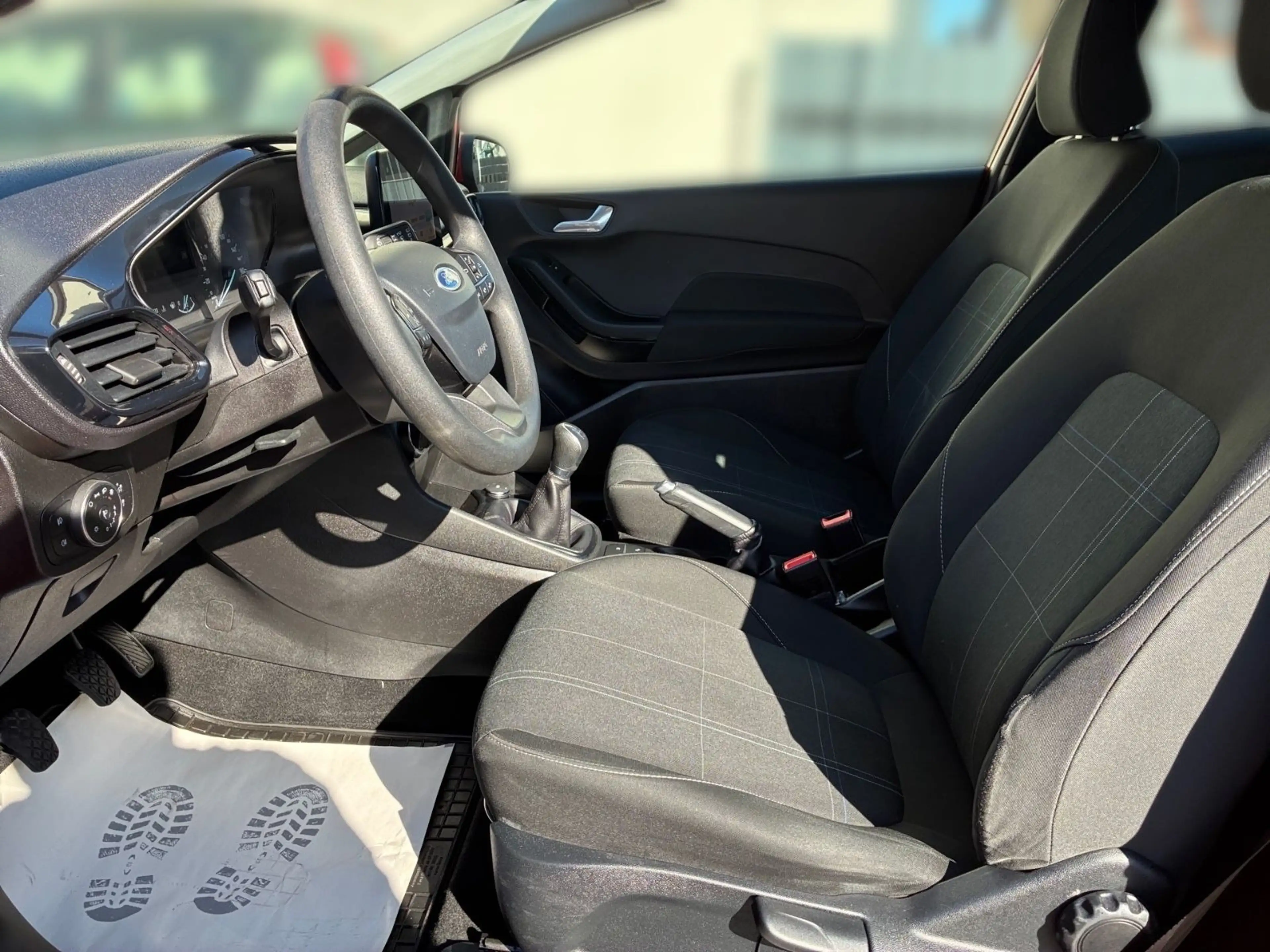 Ford Fiesta Cool & Connect Klima Kamera — photo 9