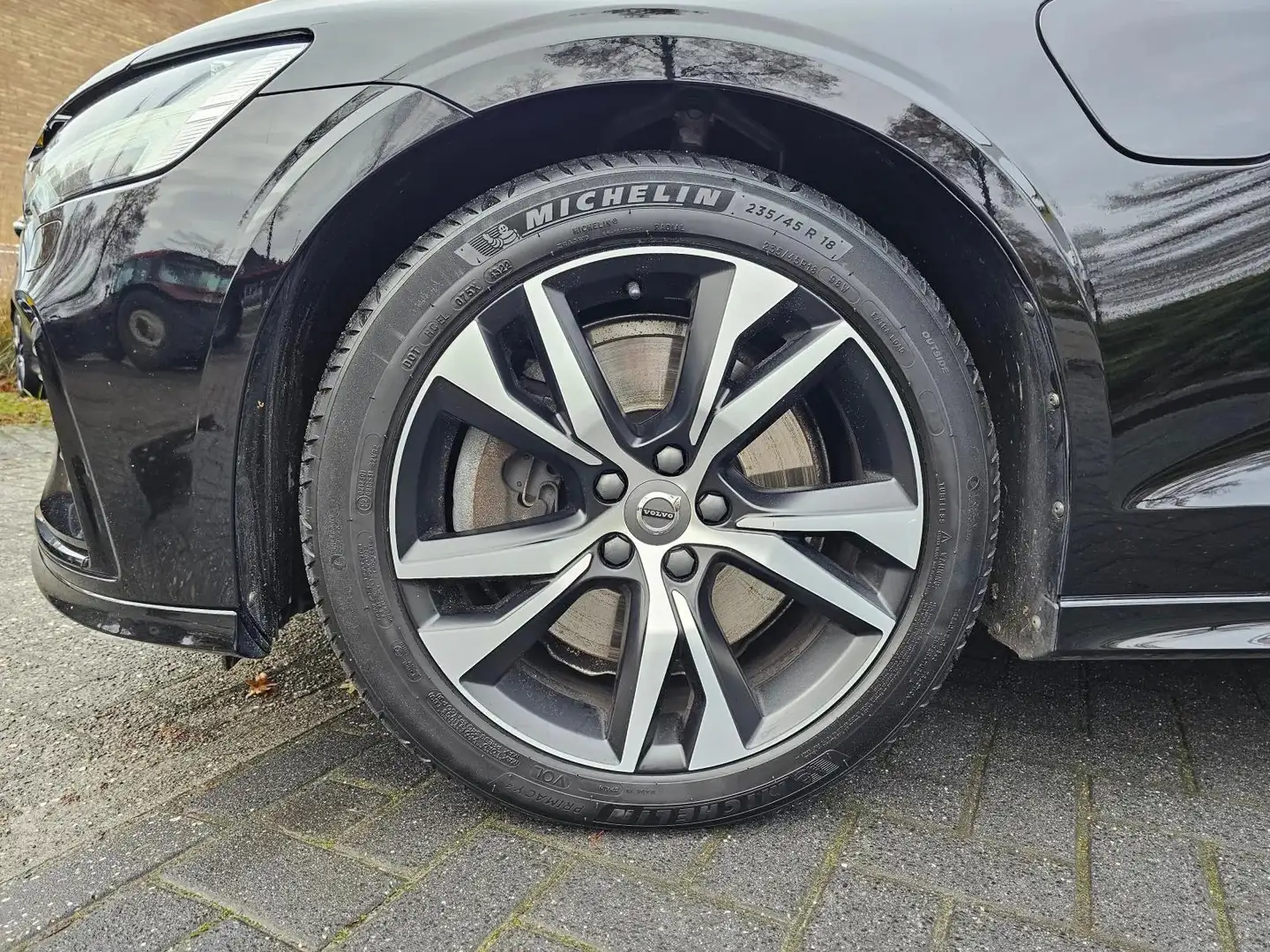 Volvo S60 2.0 Recharge T8 AWD R-Design Negro - 2