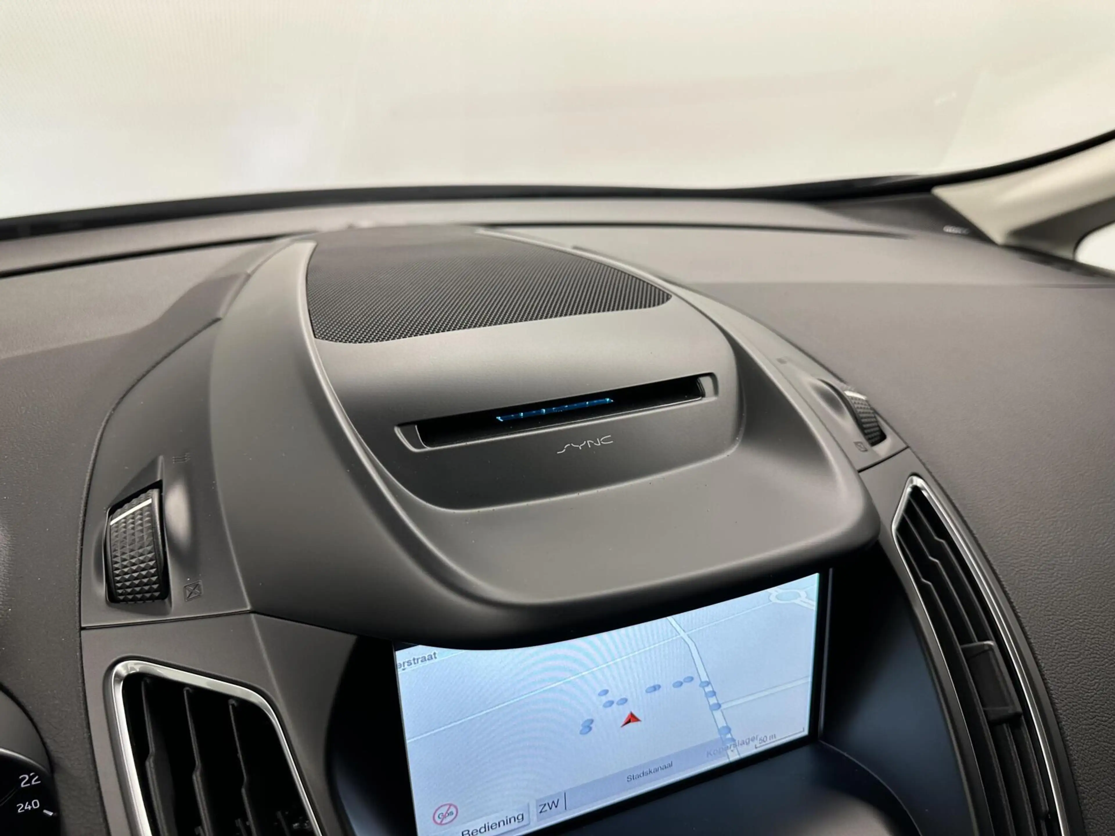 Ford C-Max 1.0 Sport TREKHAAK NAVI CARPLAY CAMERA LM ECC CRUI — photo 44