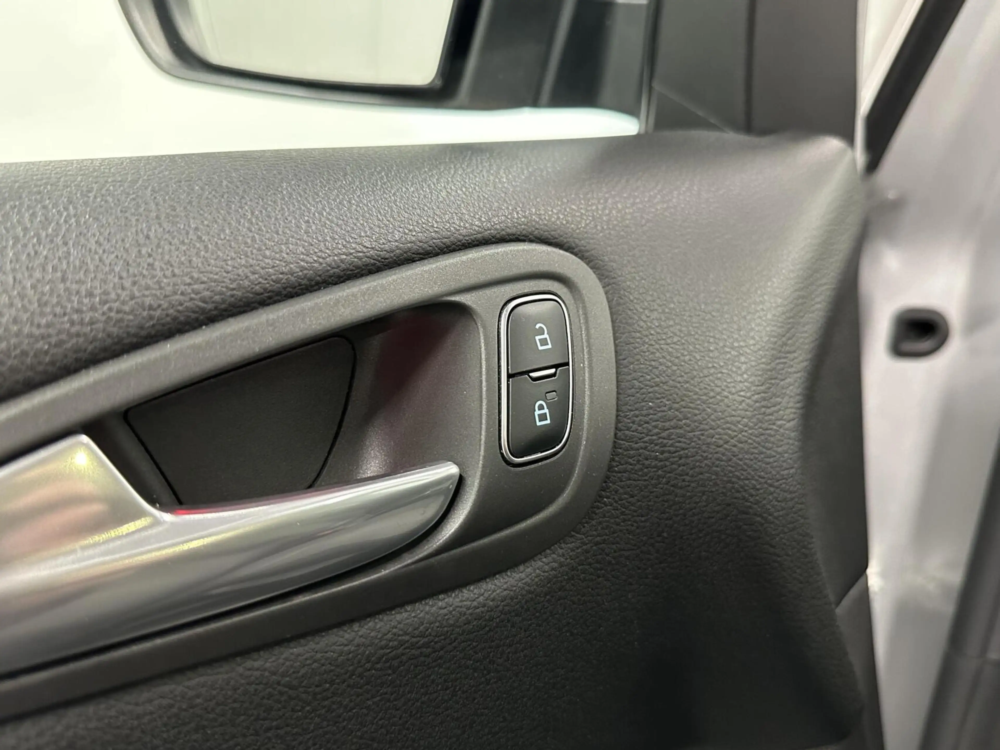 Ford C-Max 1.0 Sport TREKHAAK NAVI CARPLAY CAMERA LM ECC CRUI — photo 19