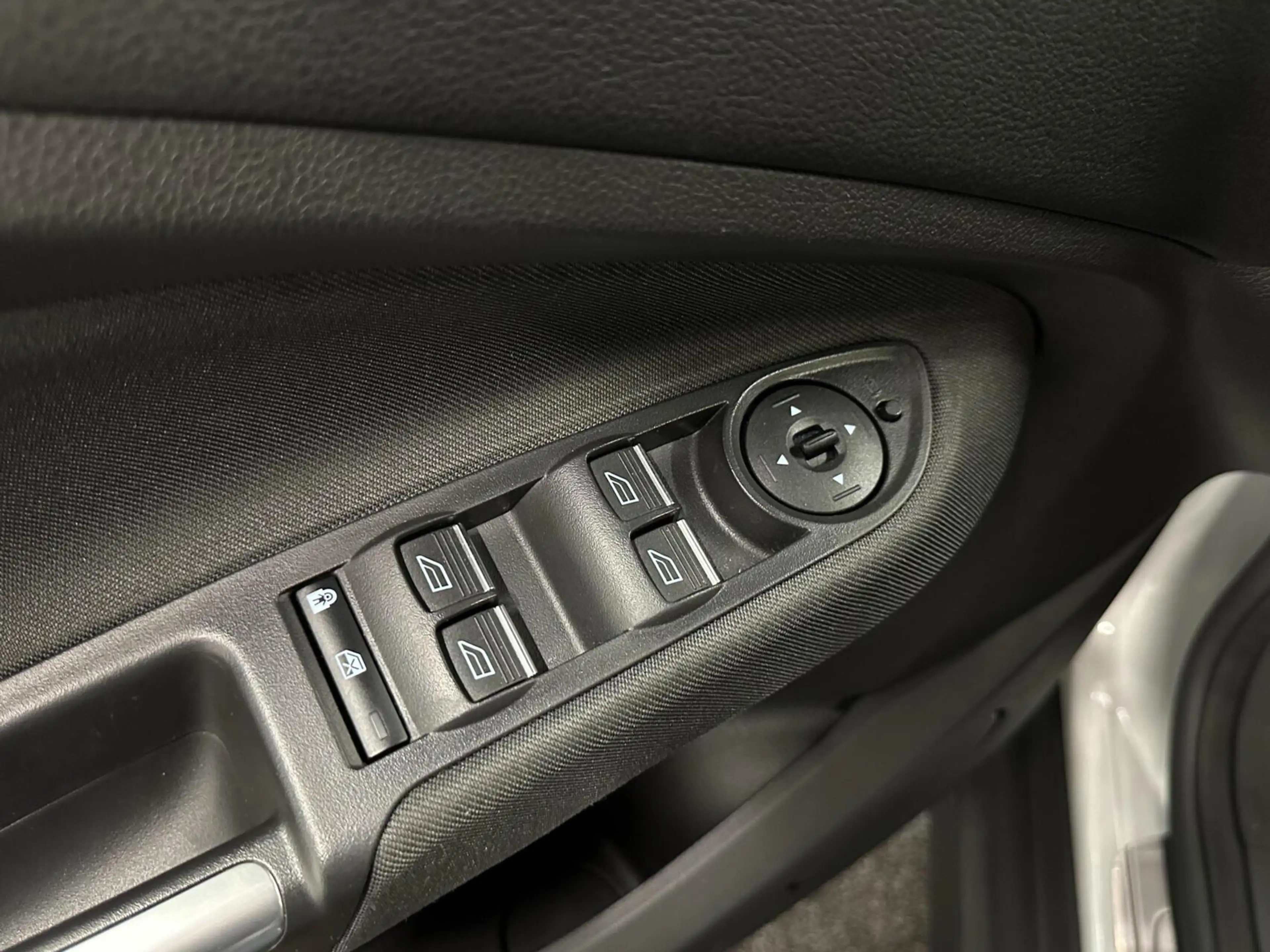 Ford C-Max 1.0 Sport TREKHAAK NAVI CARPLAY CAMERA LM ECC CRUI — photo 20