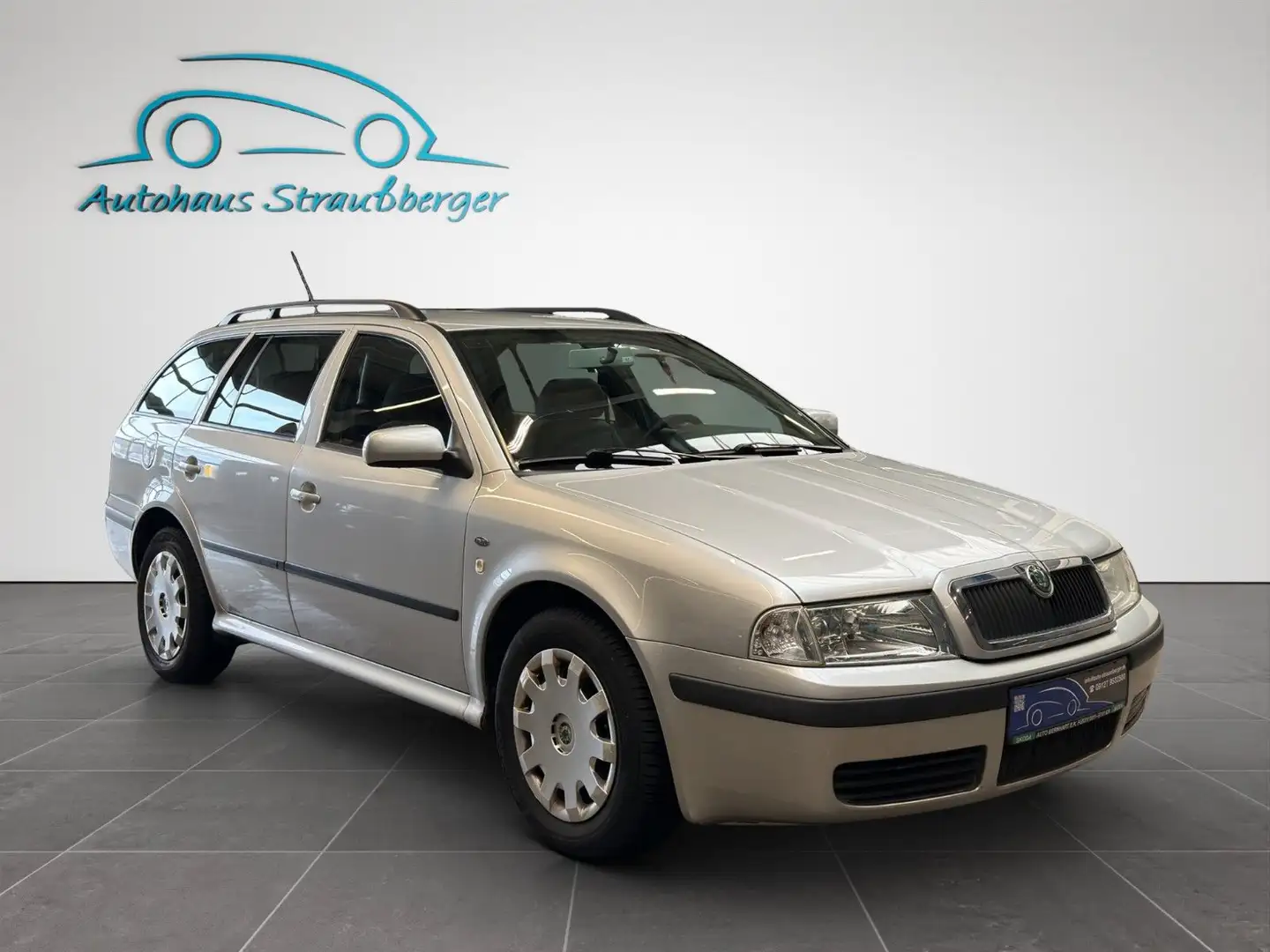 Skoda Octavia 1.6 Silber - 2
