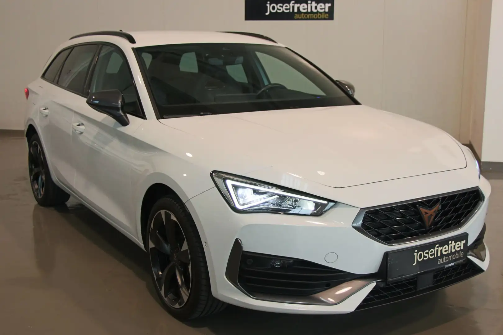 CUPRA Leon Sportstourer 1.4 e-Hybrid Blanco - 1