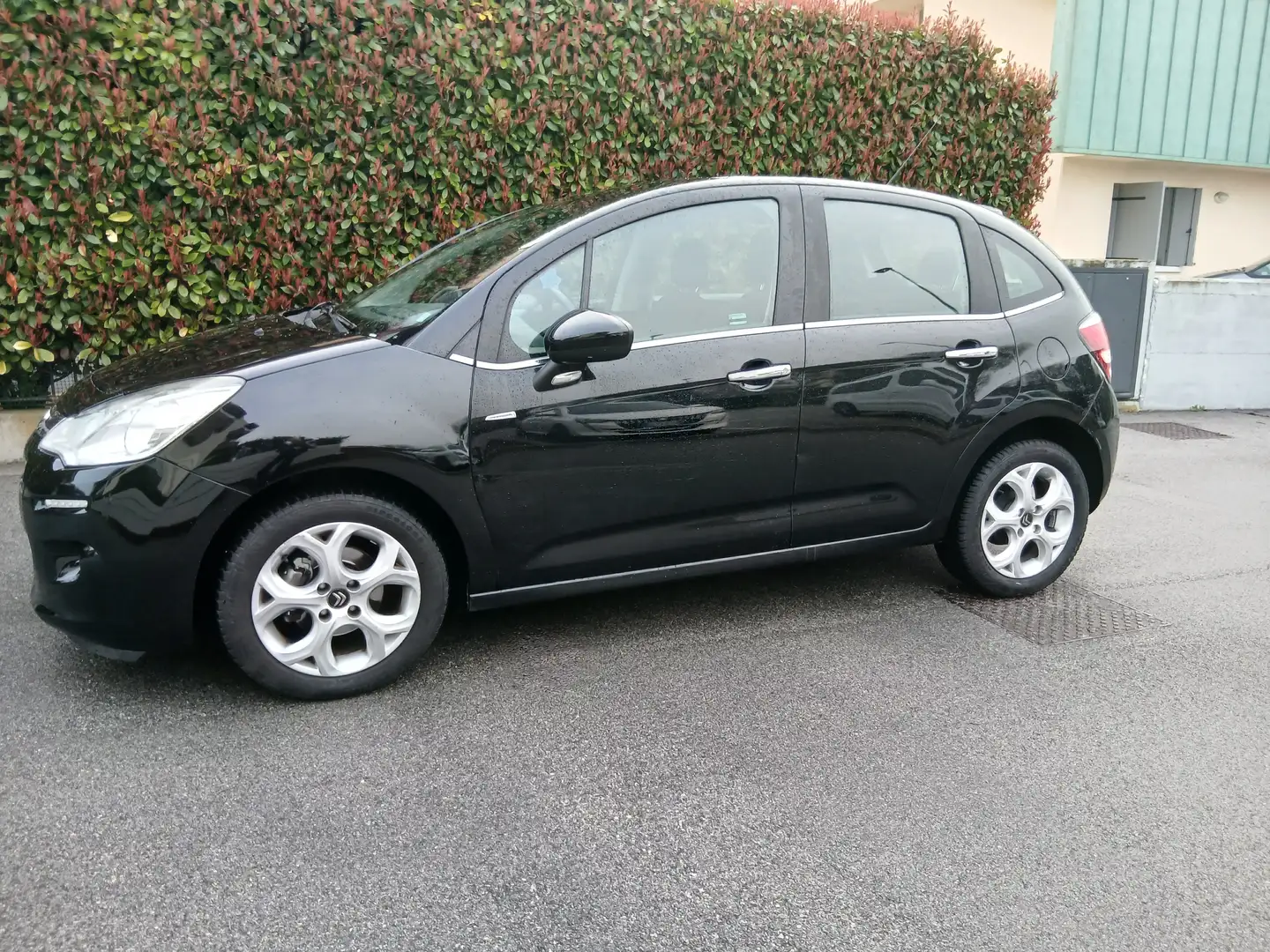 Citroen C3 1.2 vti Exclusive OK per neopatentati Nero - 1