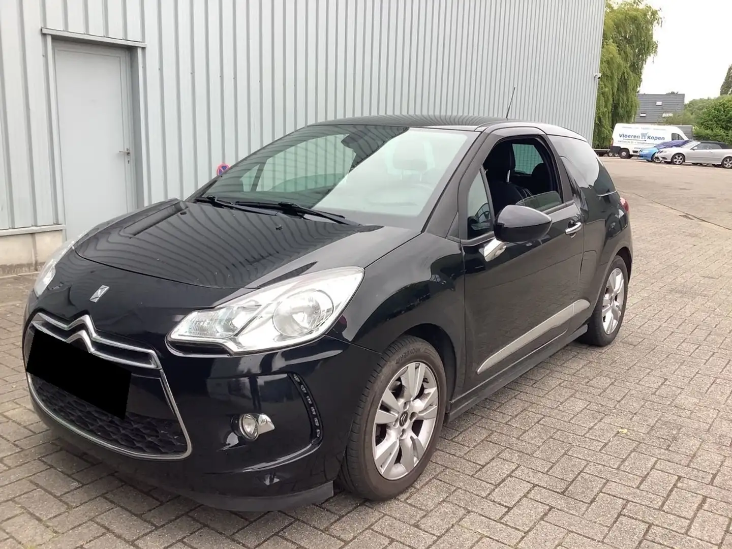 Citroen DS3 1.6 E-HDI92 SO CHIC - 2