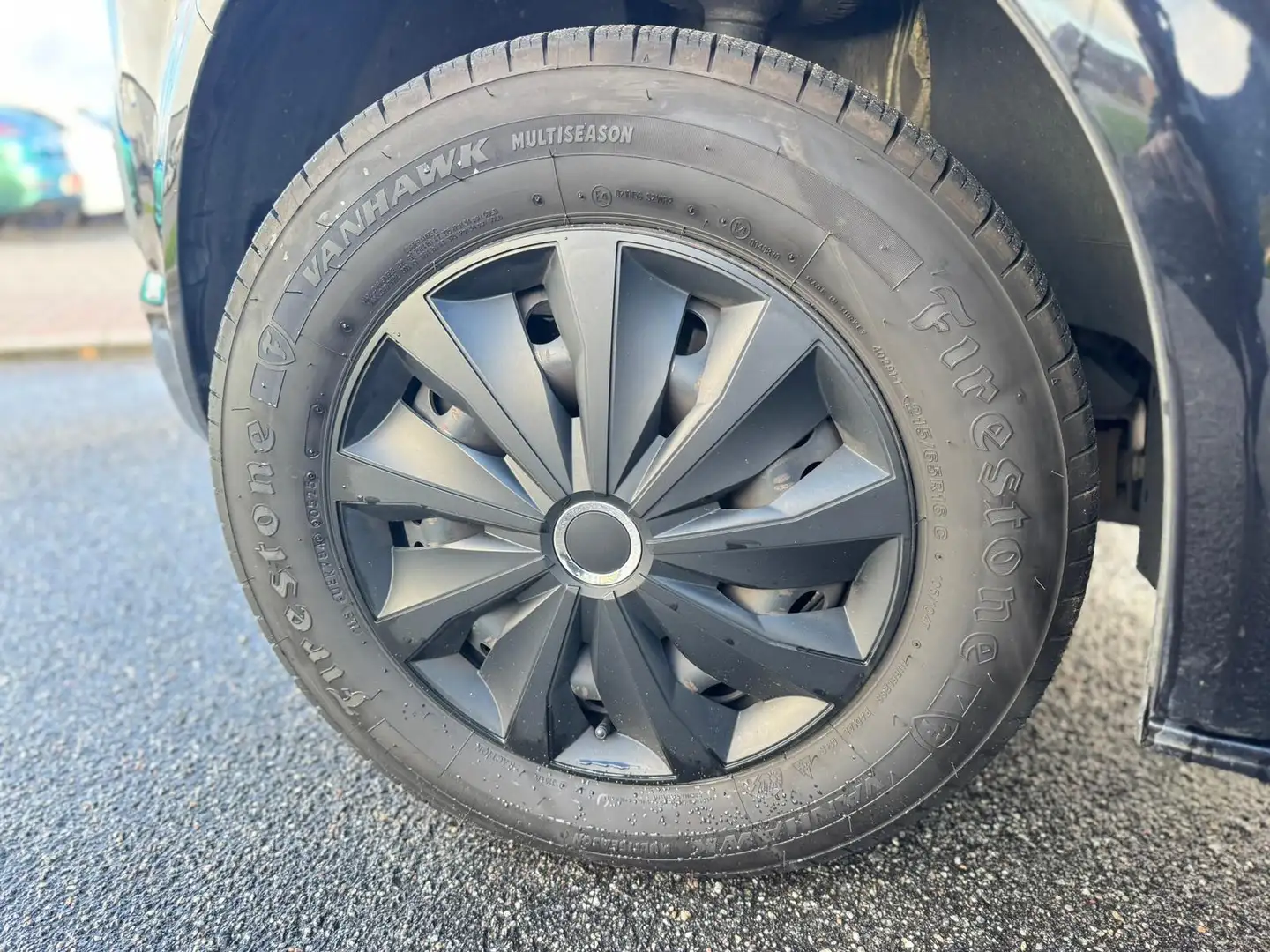 Volkswagen T6 Multivan Trendline 2.0 TDI AHK KAMERA Schwarz - 2