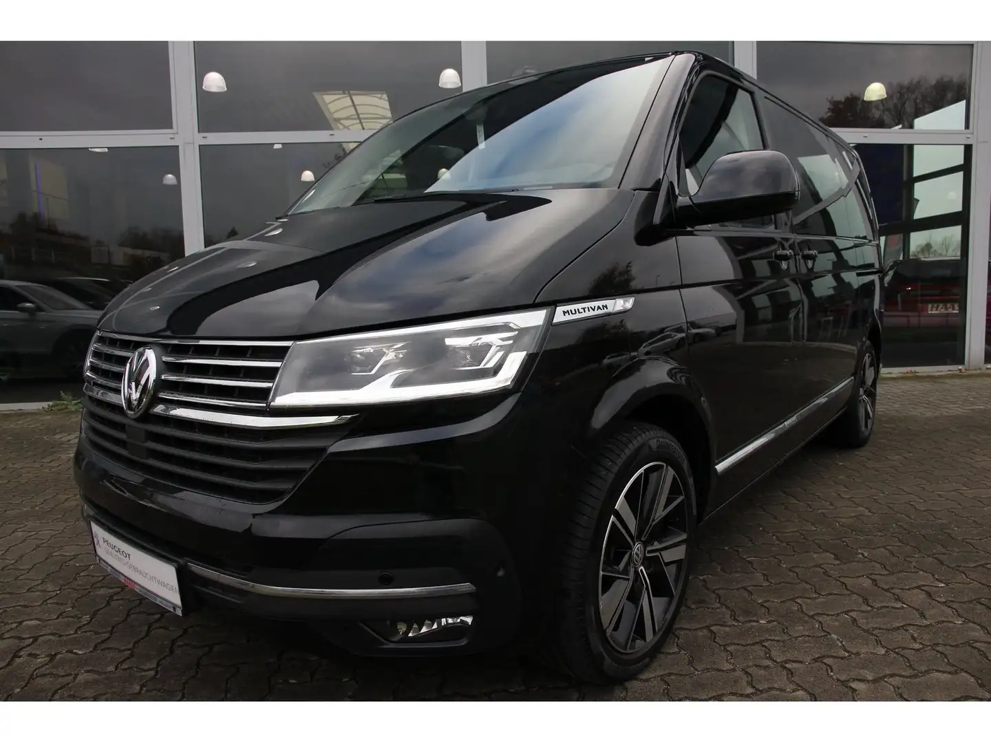 Volkswagen T6 Multivan T6.1 Multivan 2.0 TDI 4M Highline LED Navi AHK Schwarz - 2