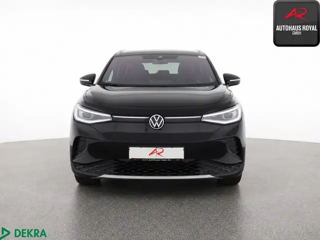 Volkswagen ID.4 view 8
