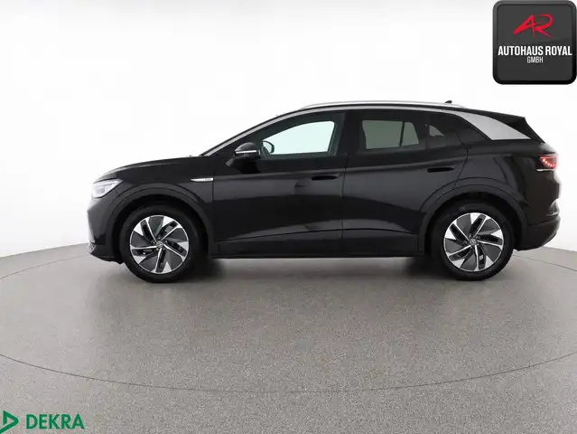 Volkswagen ID.4 view 2