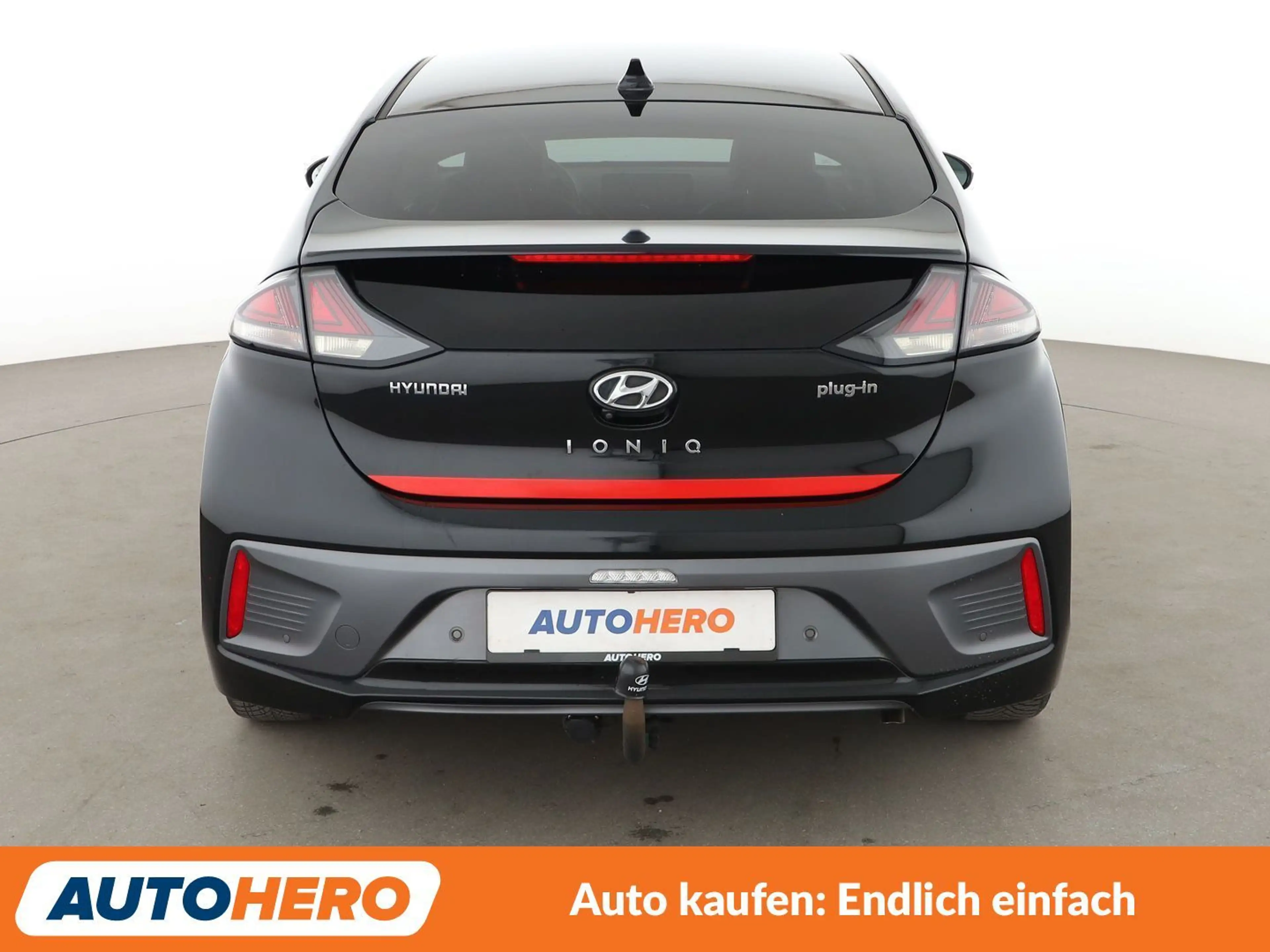 Hyundai IONIQ 1.6 Hybrid Premium Aut.*NAVI*ACC*CAM*PDC*SHZ*AHK* — photo 5