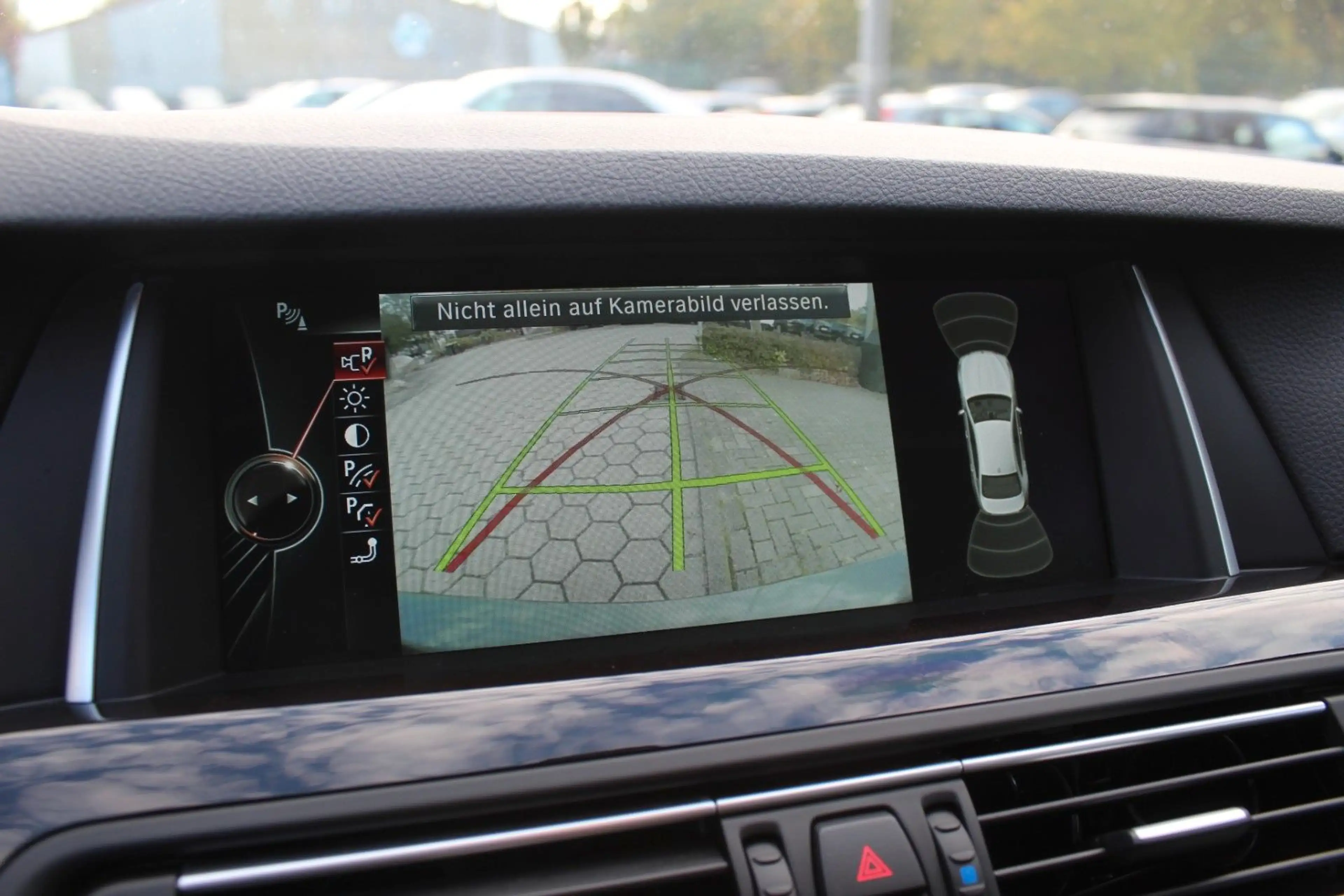 BMW 530 d Limousine Automatik Luxury Line — photo 18