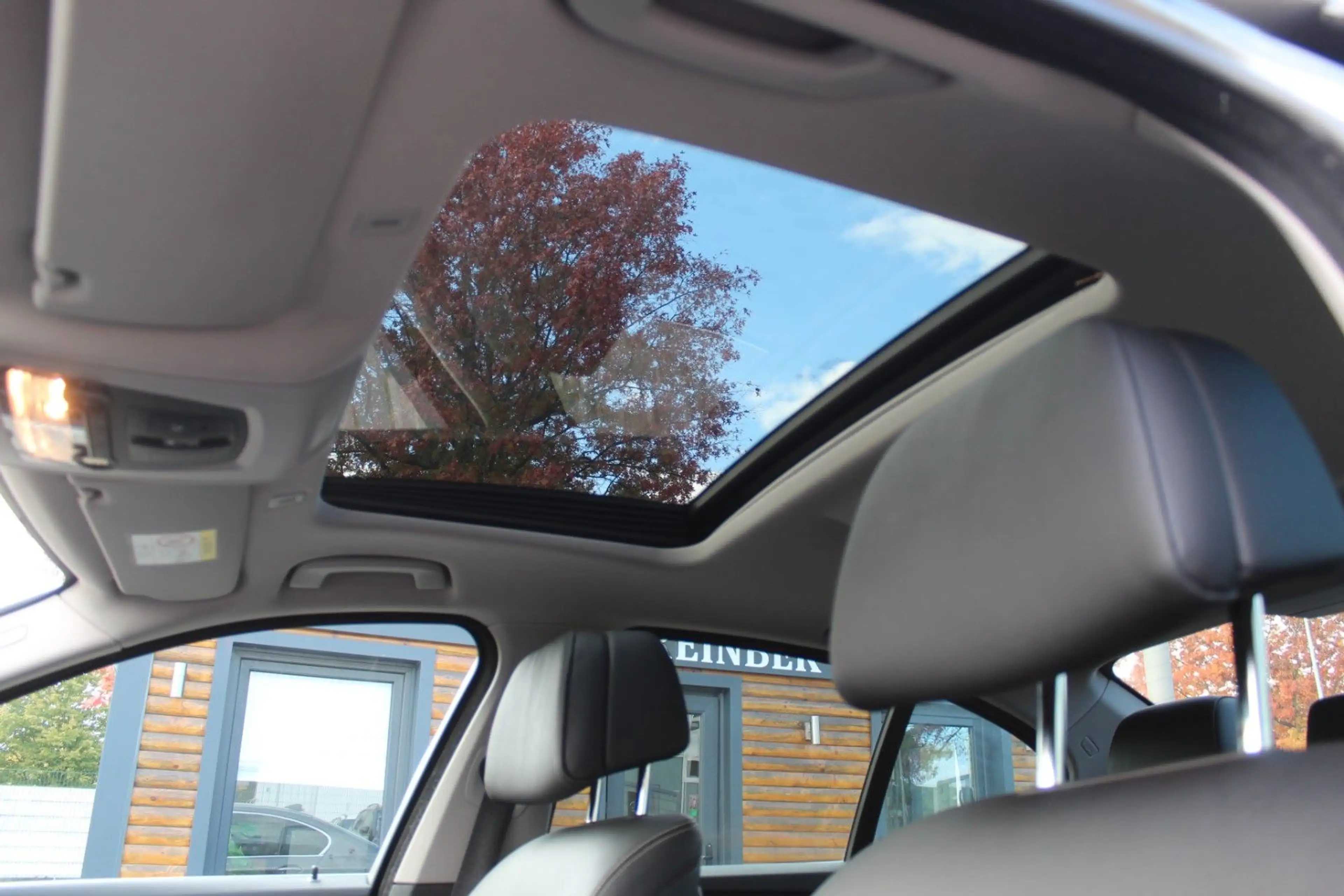 BMW 530 d Limousine Automatik Luxury Line — photo 16