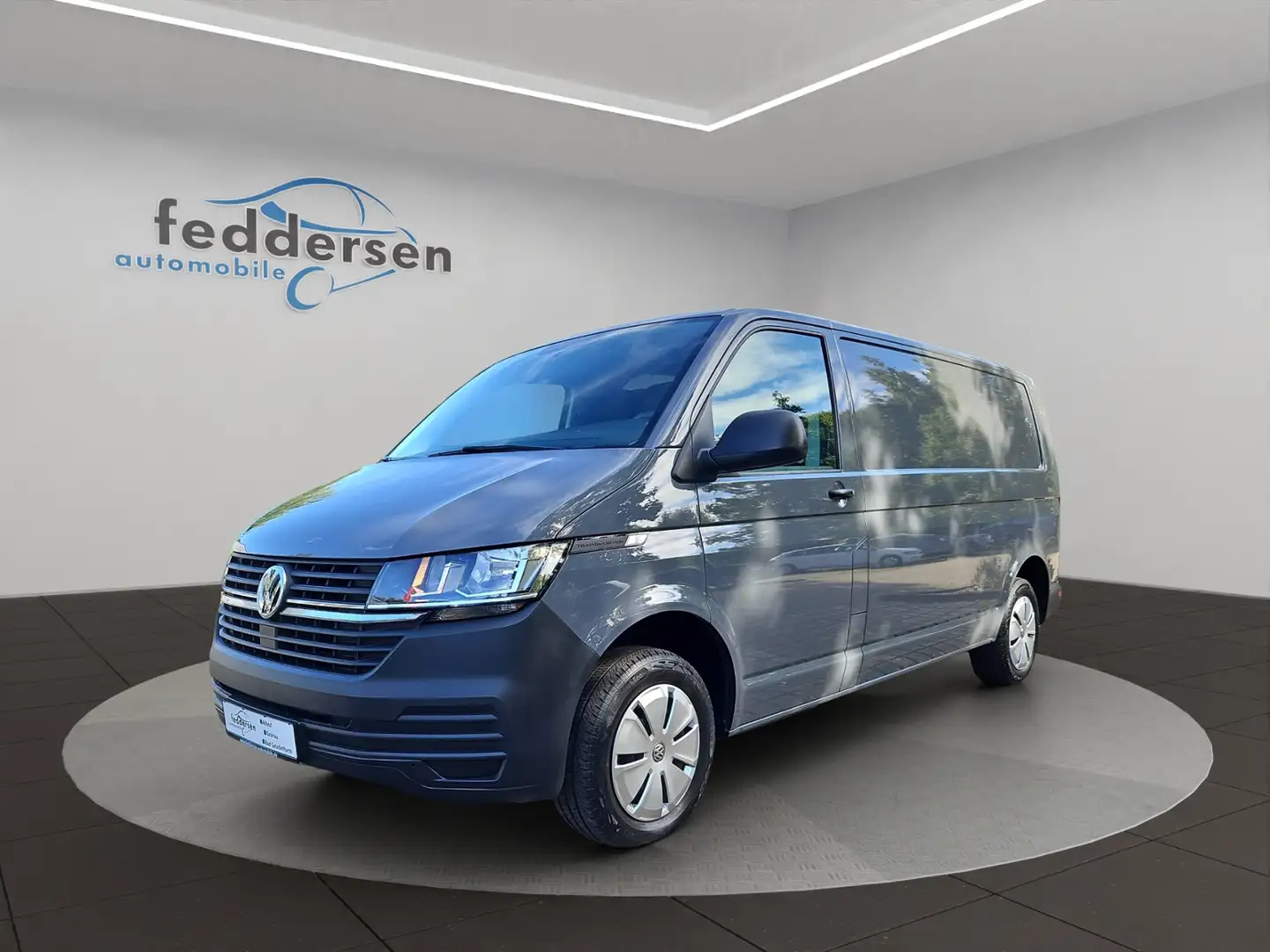 Volkswagen T6.1 Transporter Kasten 2.0 TDI langer Radstand AHK DAB+ PDC Gris - 2