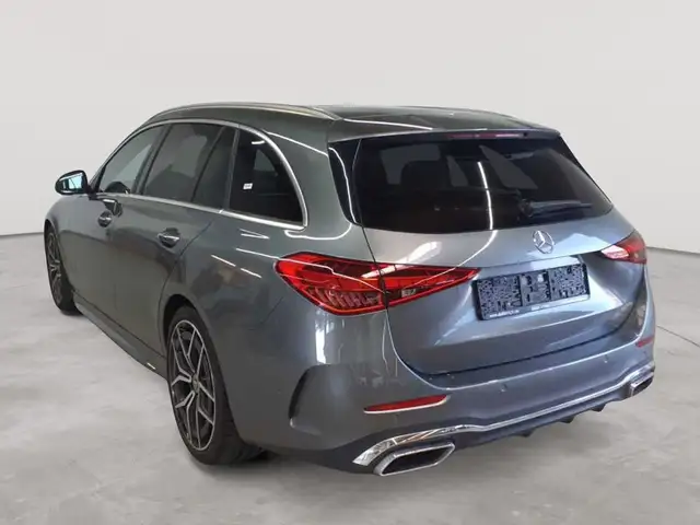 Mercedes-Benz C-Class view 5