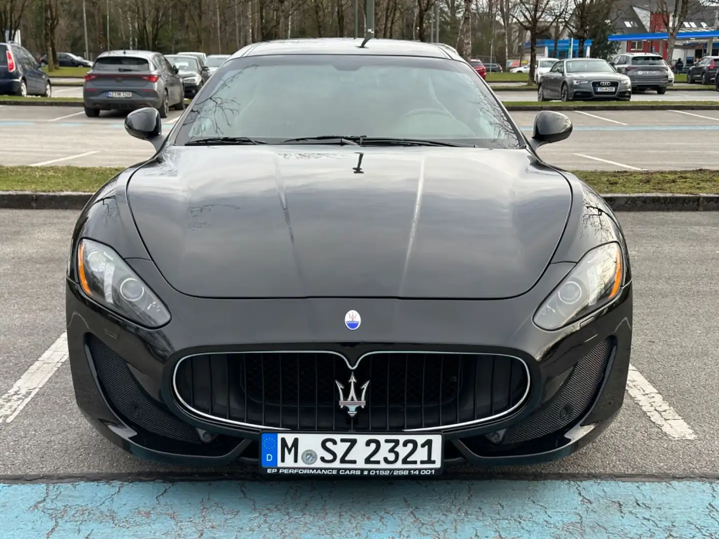 Maserati GranTurismo 4.7 V8 Navi PDC Bi-Xenon Černá - 1