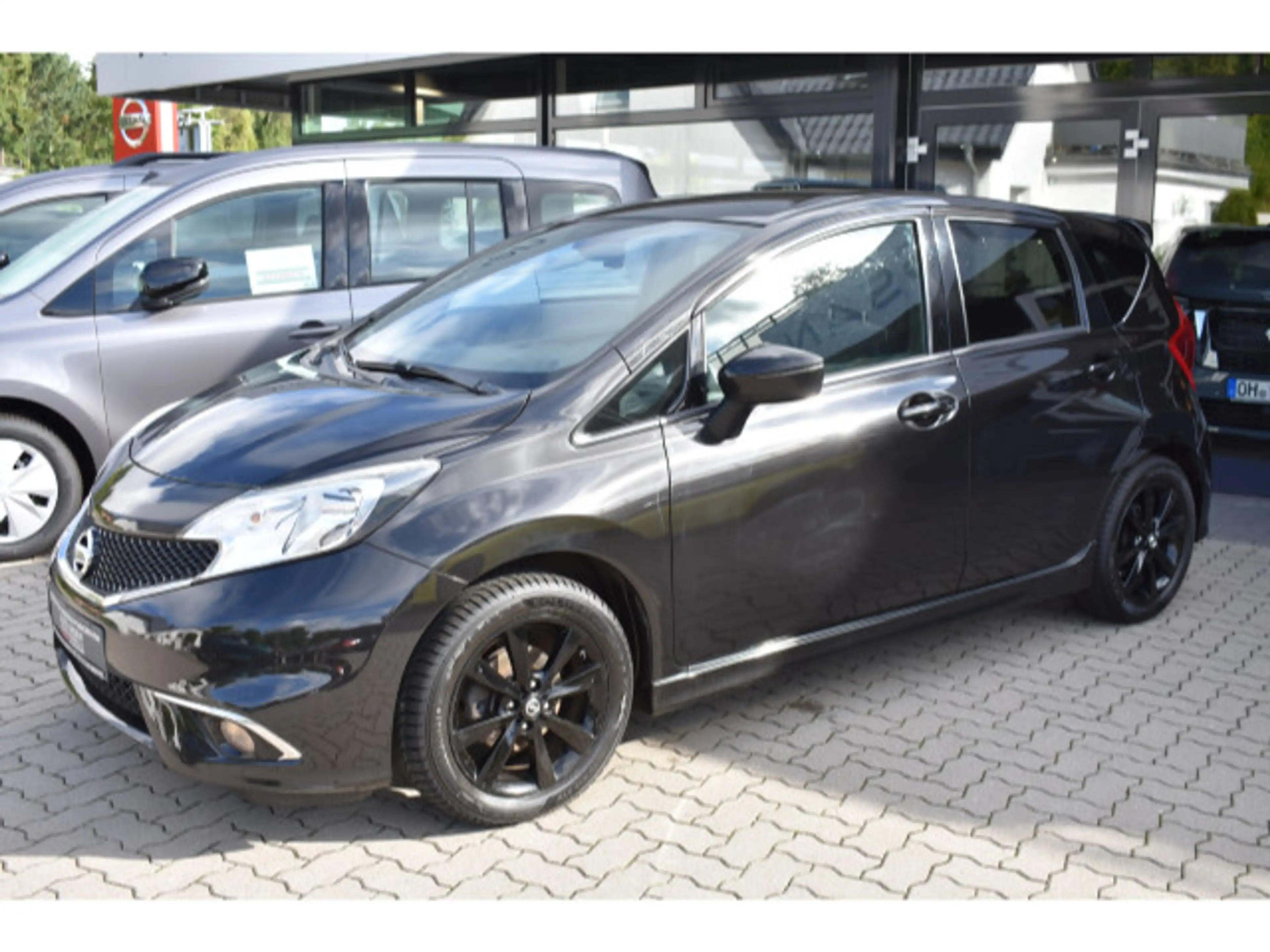 Nissan Note 1.5 dCi Black Edition Navi Klimaautomatik G — photo 3