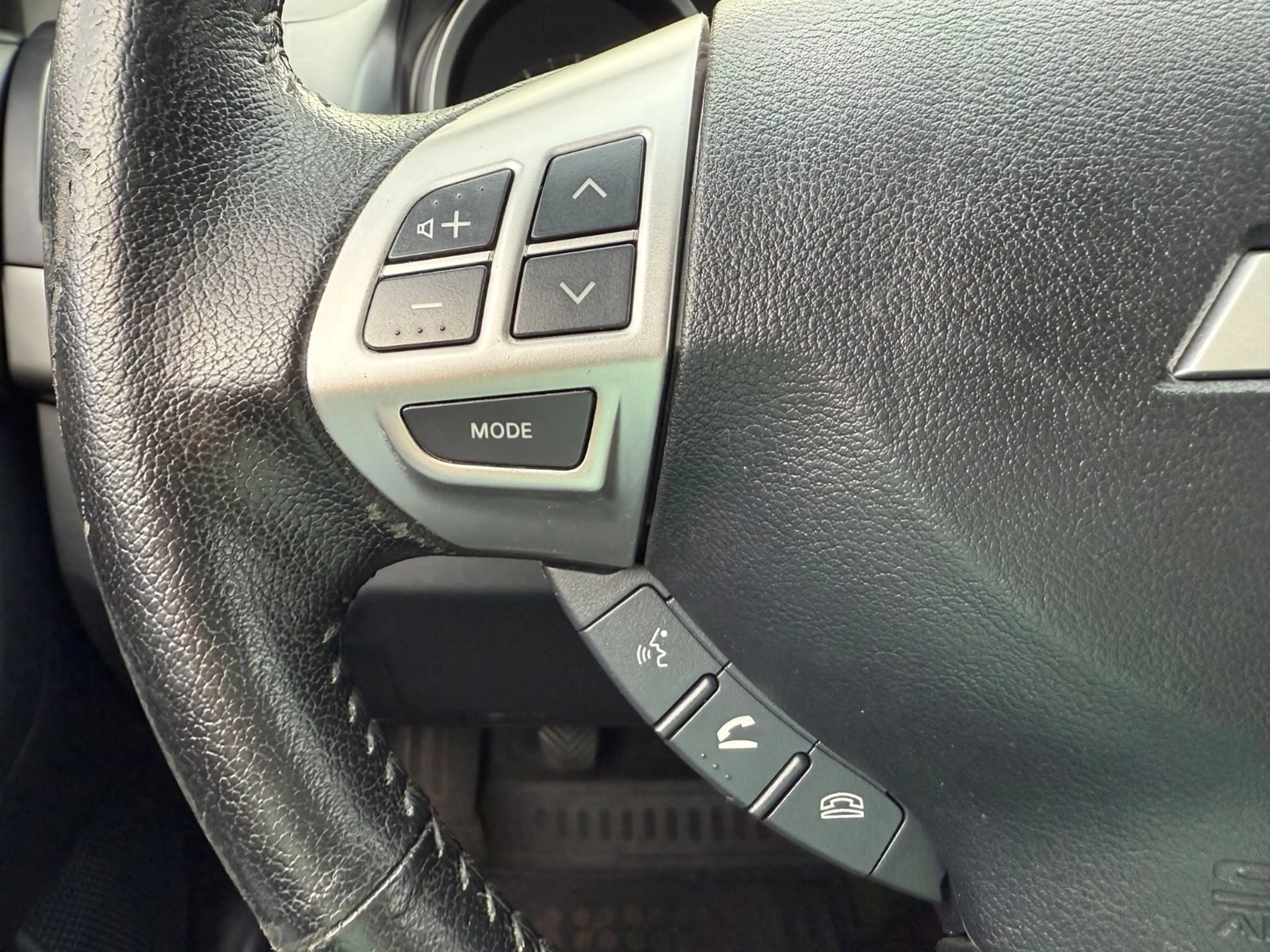 Mitsubishi Lancer Sportback Lancer — photo 15
