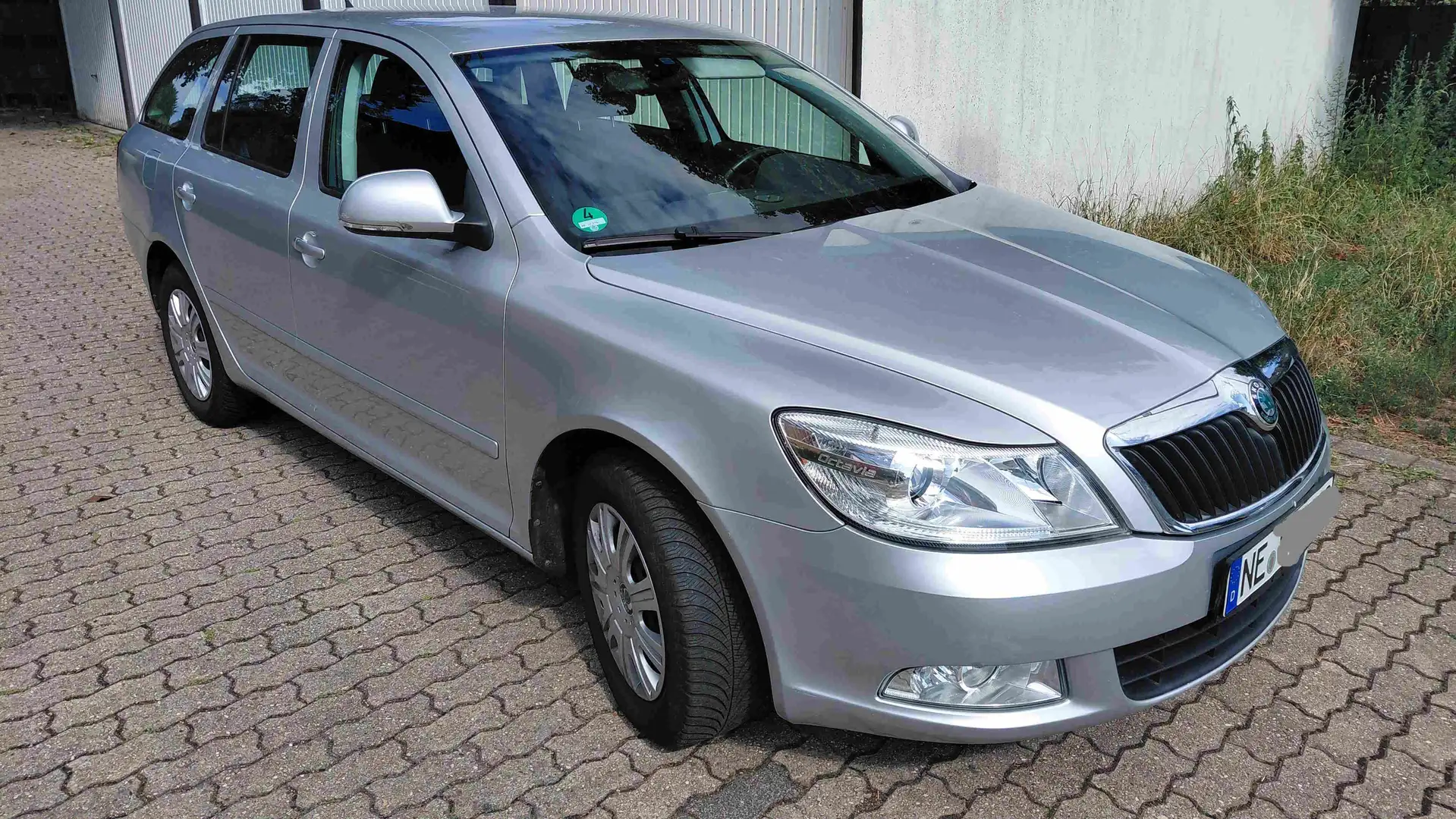 Skoda Octavia Octavia II Combi Combi 1.2 TSI Ambiente Silber - 2