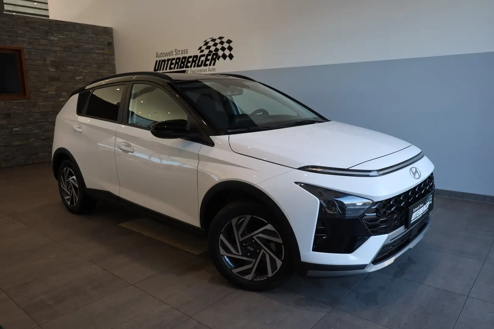 Hyundai BAYON GO Plus 1.2 MPI abzgl. möglicher Superbonus € 3.50 Schwarz - 1