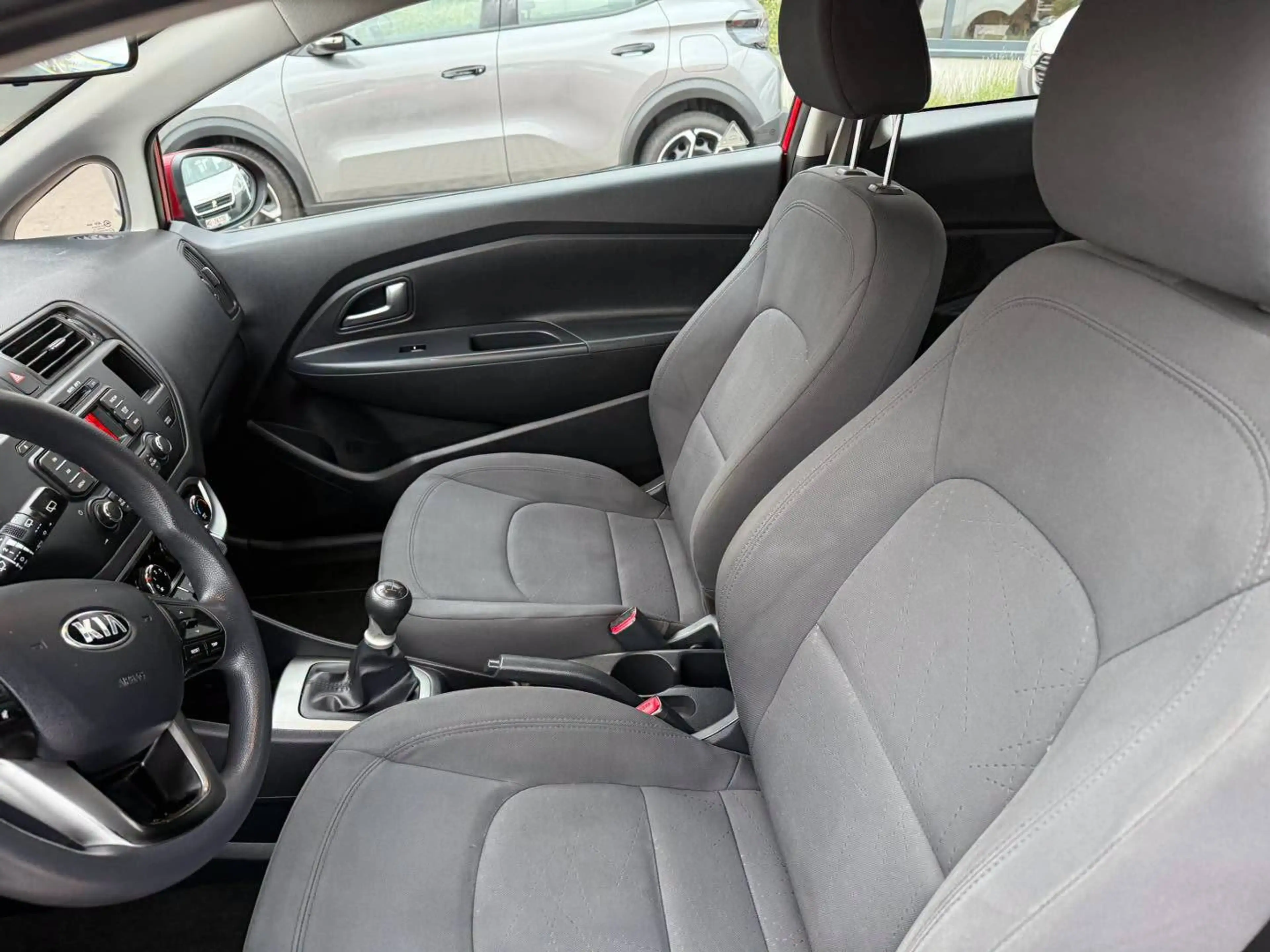 Kia Rio Rio 1.2i Easy — photo 9