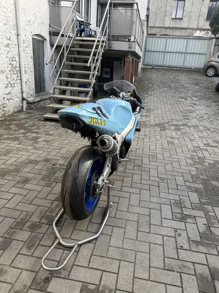 Suzuki GSX-R 1000 - foto 4