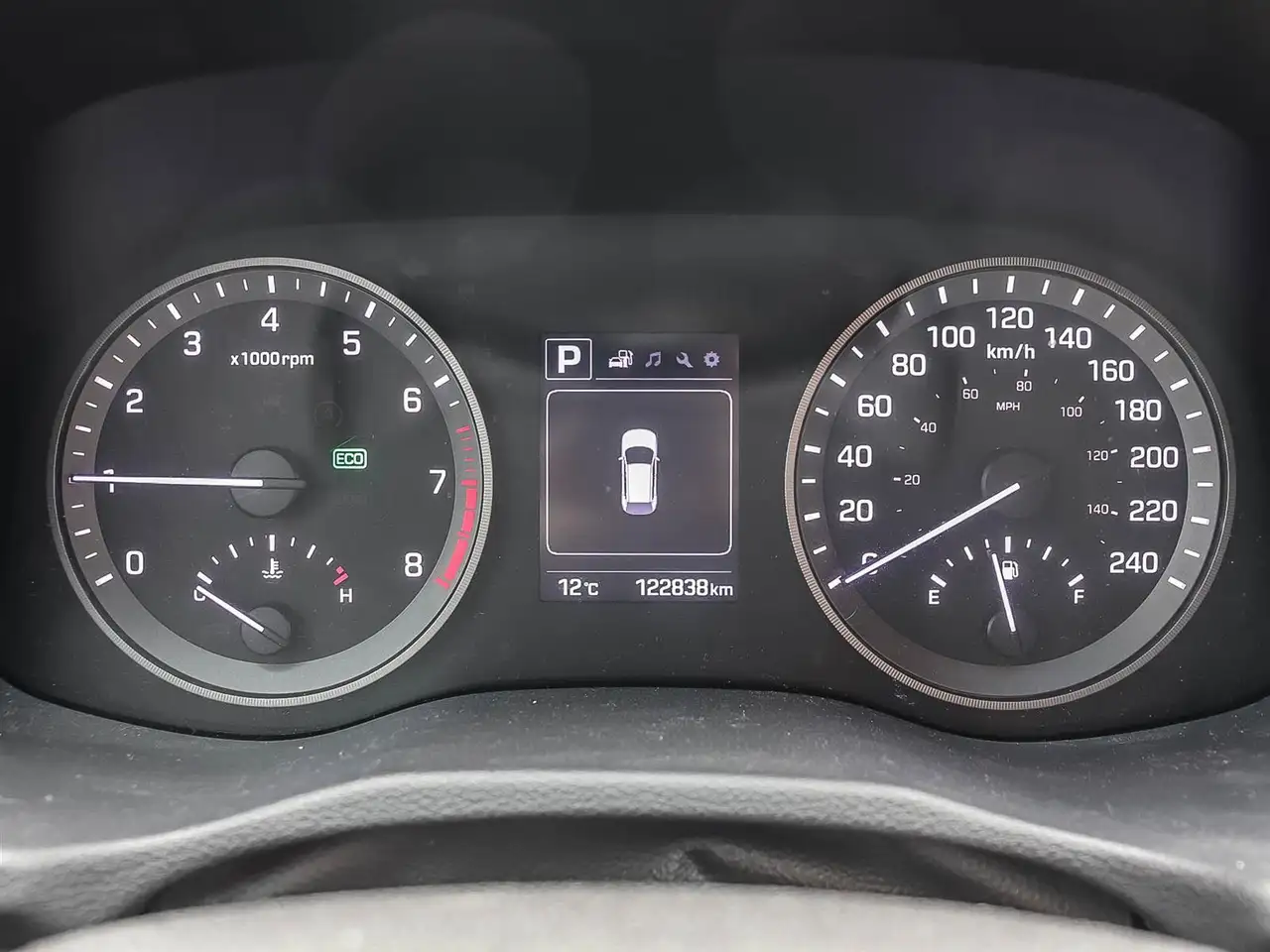 Hyundai TUCSON снимка Hyundai TUCSON