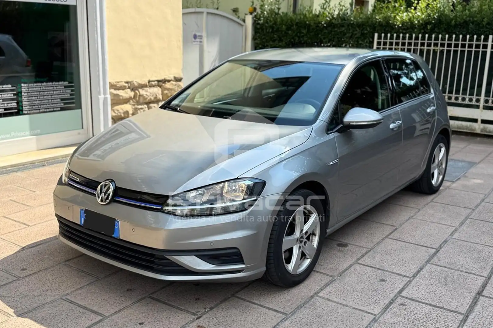 Volkswagen Golf Golf 1.4 TGI 5p. Business BlueMotion Silber - 1