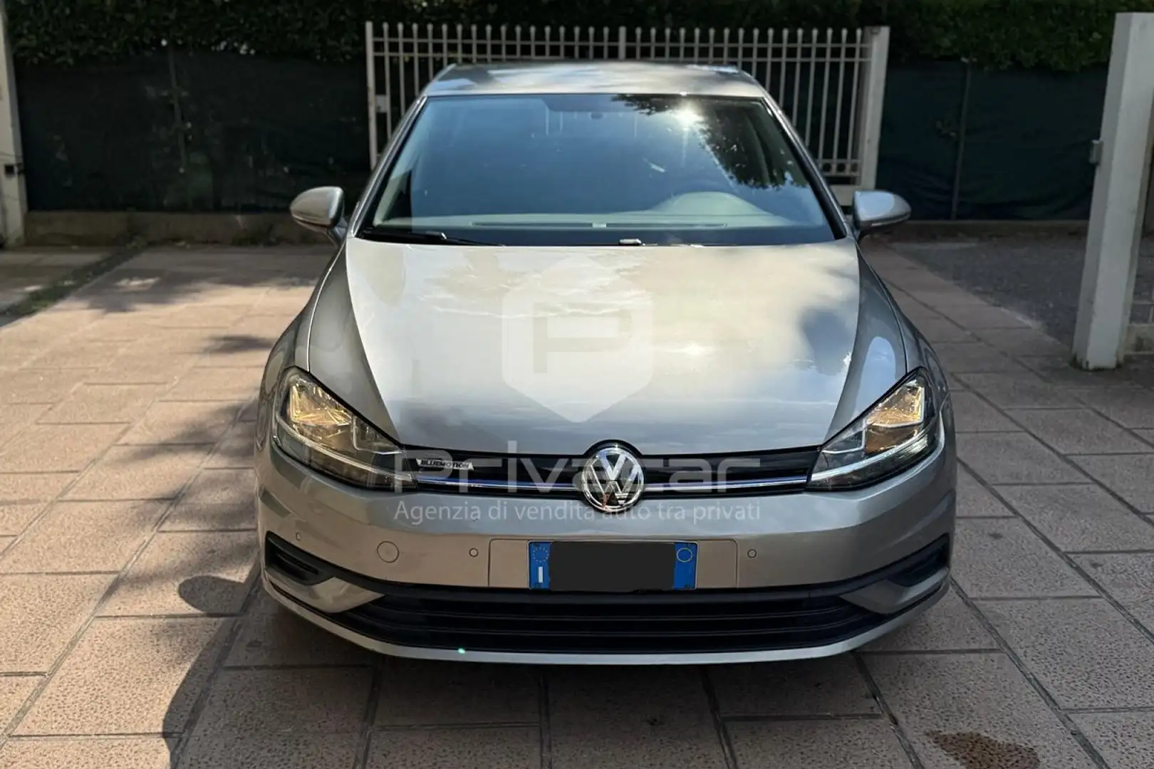 Volkswagen Golf Golf 1.4 TGI 5p. Business BlueMotion Silber - 2